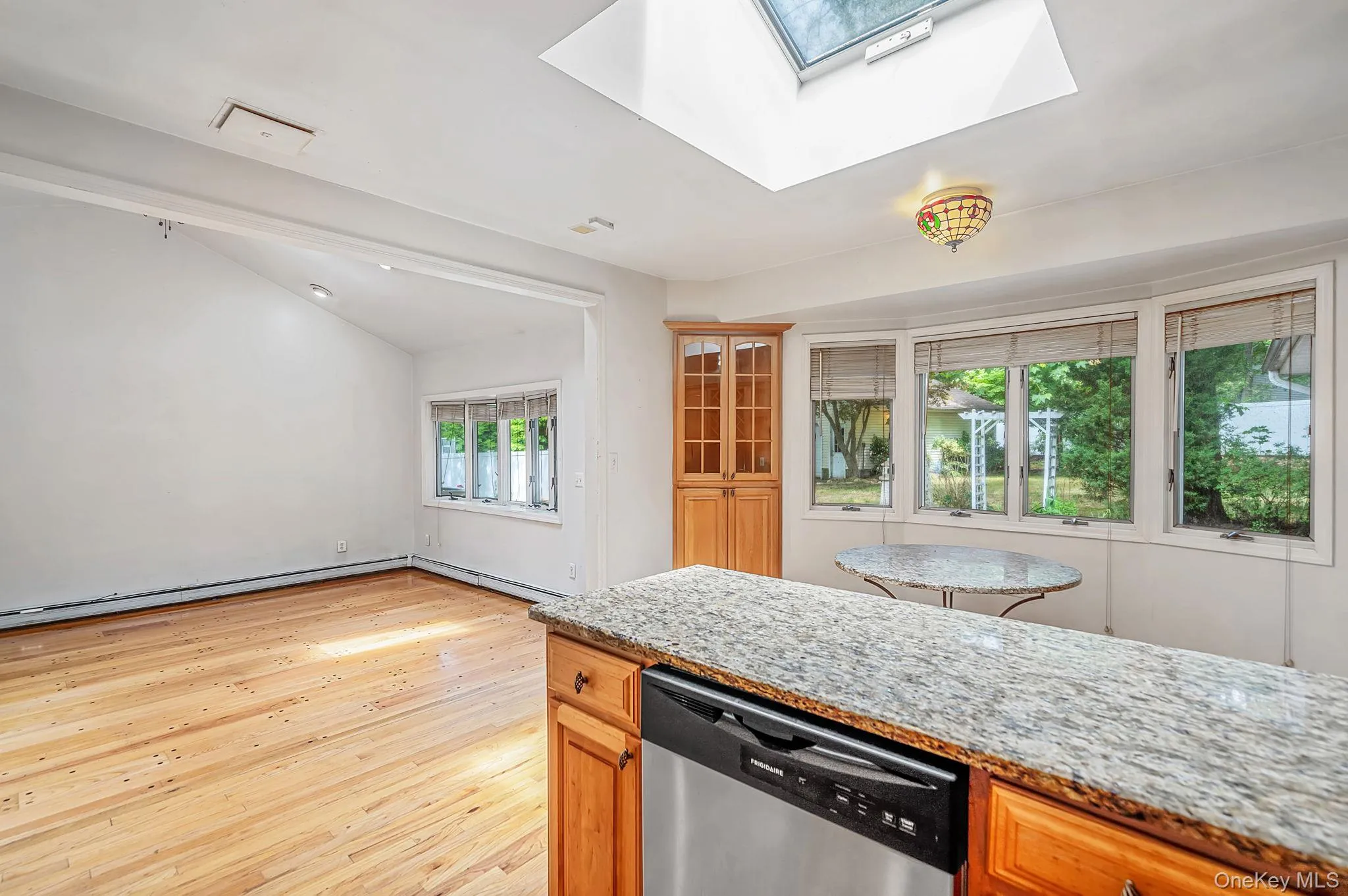 61 Ledgewood Drive, Smithtown, NY, 3 Bedrooms Bedrooms, 7 Rooms Rooms,3 BathroomsBathrooms,Residential,For Rent,Ledgewood,0,1014086 61 Ledgewood Drive, Smithtown, NY, 3 Bedrooms Bedrooms, 7 Rooms Rooms,3 BathroomsBathrooms,Residential,For Rent,Ledgewood,0,1014086