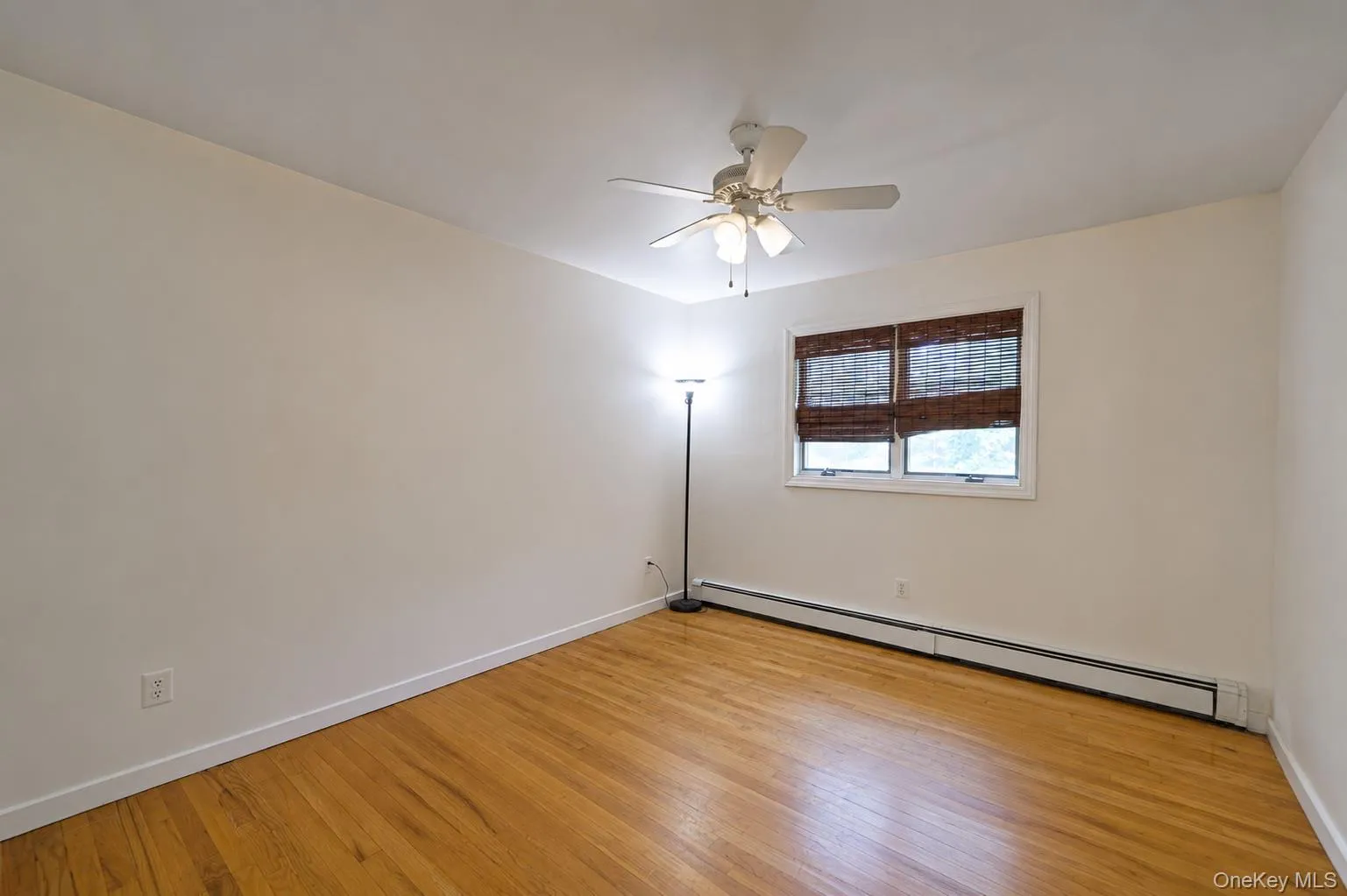 61 Ledgewood Drive, Smithtown, NY, 3 Bedrooms Bedrooms, 7 Rooms Rooms,3 BathroomsBathrooms,Residential,For Rent,Ledgewood,0,1014086 61 Ledgewood Drive, Smithtown, NY, 3 Bedrooms Bedrooms, 7 Rooms Rooms,3 BathroomsBathrooms,Residential,For Rent,Ledgewood,0,1014086
