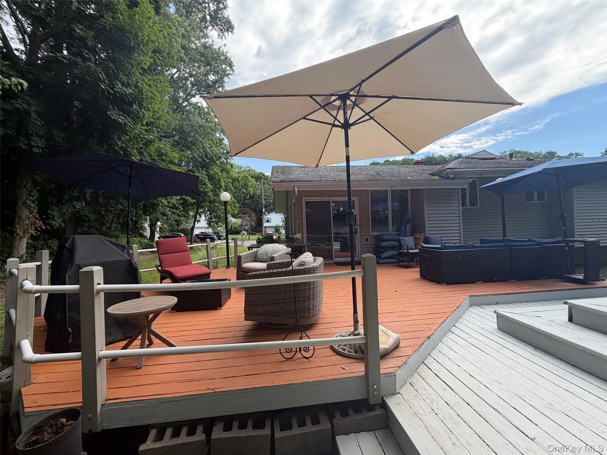69 Roger Drive, North Hempstead, NY, 4 Bedrooms Bedrooms, 8 Rooms Rooms,3 BathroomsBathrooms,Residential,For Rent,Roger,0,1014098 69 Roger Drive, North Hempstead, NY, 4 Bedrooms Bedrooms, 8 Rooms Rooms,3 BathroomsBathrooms,Residential,For Rent,Roger,0,1014098