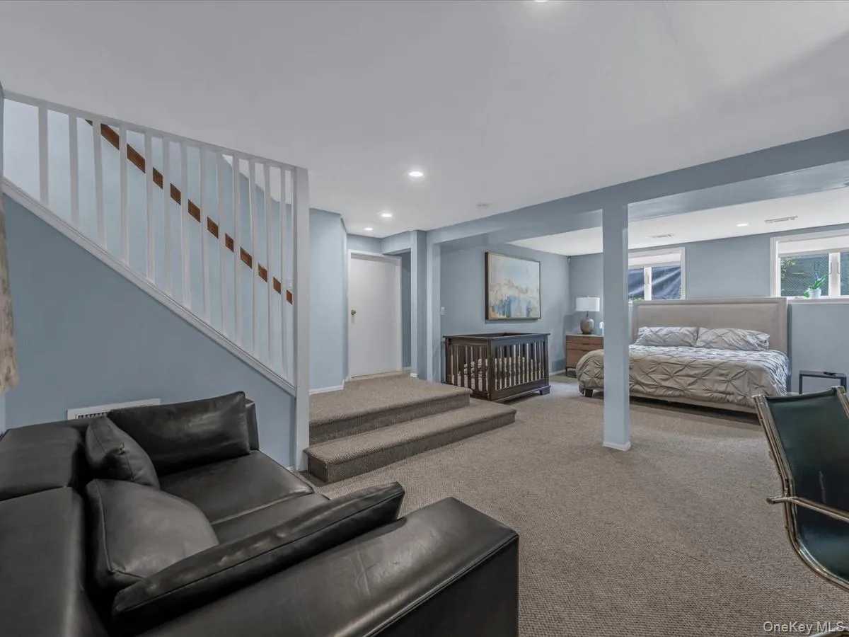 69 Roger Drive, North Hempstead, NY, 4 Bedrooms Bedrooms, 8 Rooms Rooms,3 BathroomsBathrooms,Residential,For Rent,Roger,0,1014098 69 Roger Drive, North Hempstead, NY, 4 Bedrooms Bedrooms, 8 Rooms Rooms,3 BathroomsBathrooms,Residential,For Rent,Roger,0,1014098