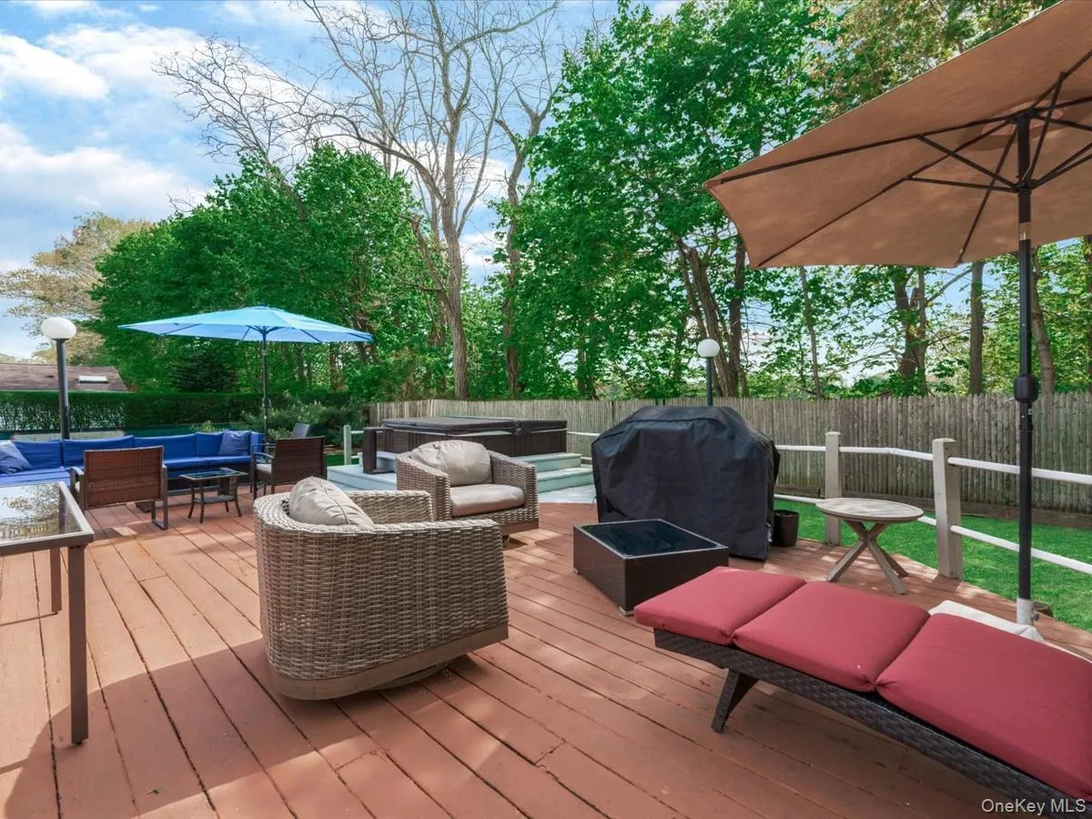 69 Roger Drive, North Hempstead, NY, 4 Bedrooms Bedrooms, 8 Rooms Rooms,3 BathroomsBathrooms,Residential,For Rent,Roger,0,1014098 69 Roger Drive, North Hempstead, NY, 4 Bedrooms Bedrooms, 8 Rooms Rooms,3 BathroomsBathrooms,Residential,For Rent,Roger,0,1014098