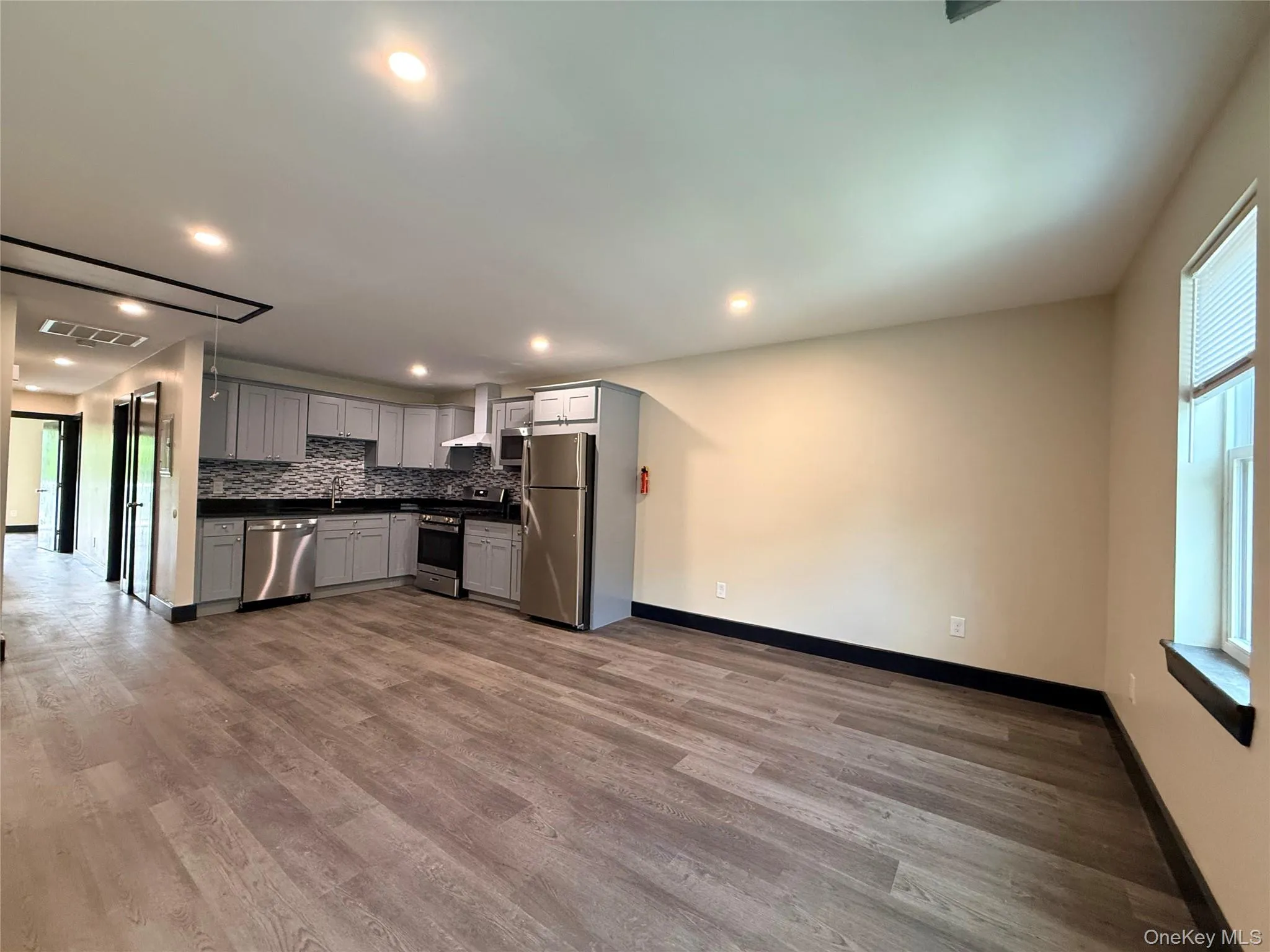 268 Carpenter Avenue, Newburgh (city), NY, 3 Bedrooms Bedrooms, 5 Rooms Rooms,2 BathroomsBathrooms,Residential Lease,For Rent,Carpenter,0,1014099 268 Carpenter Avenue, Newburgh (city), NY, 3 Bedrooms Bedrooms, 5 Rooms Rooms,2 BathroomsBathrooms,Residential Lease,For Rent,Carpenter,0,1014099