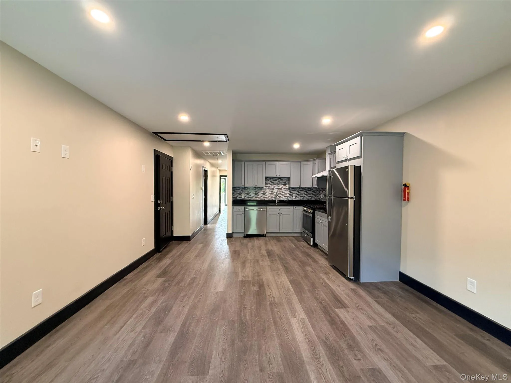 268 Carpenter Avenue, Newburgh (city), NY, 3 Bedrooms Bedrooms, 5 Rooms Rooms,2 BathroomsBathrooms,Residential Lease,For Rent,Carpenter,0,1014099 268 Carpenter Avenue, Newburgh (city), NY, 3 Bedrooms Bedrooms, 5 Rooms Rooms,2 BathroomsBathrooms,Residential Lease,For Rent,Carpenter,0,1014099