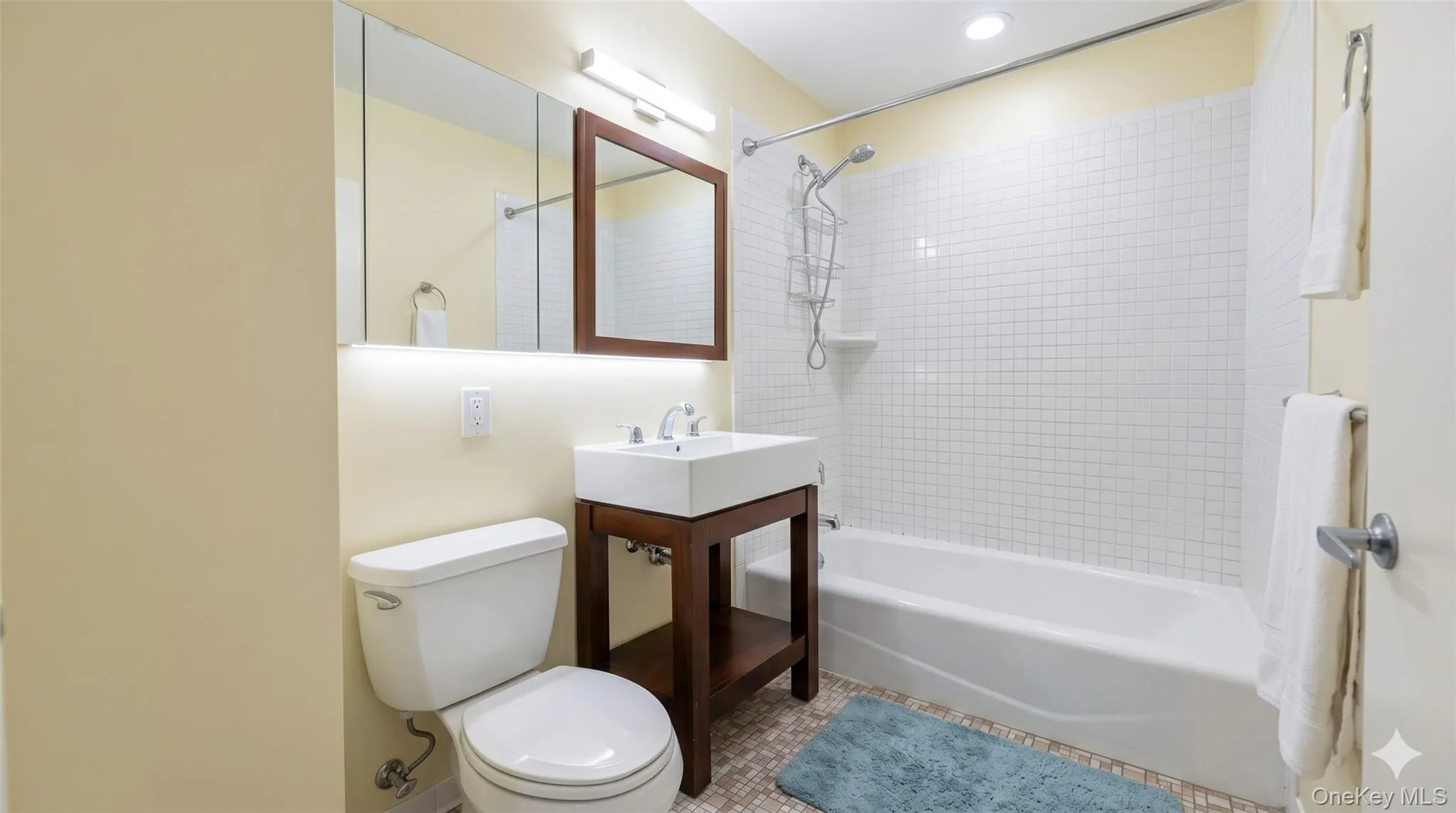 1065 Vermont Street, New York, NY, 2 Bedrooms Bedrooms, 4 Rooms Rooms,1 BathroomBathrooms,Residential,For Rent,Vermont,0,1014102 1065 Vermont Street, New York, NY, 2 Bedrooms Bedrooms, 4 Rooms Rooms,1 BathroomBathrooms,Residential,For Rent,Vermont,0,1014102
