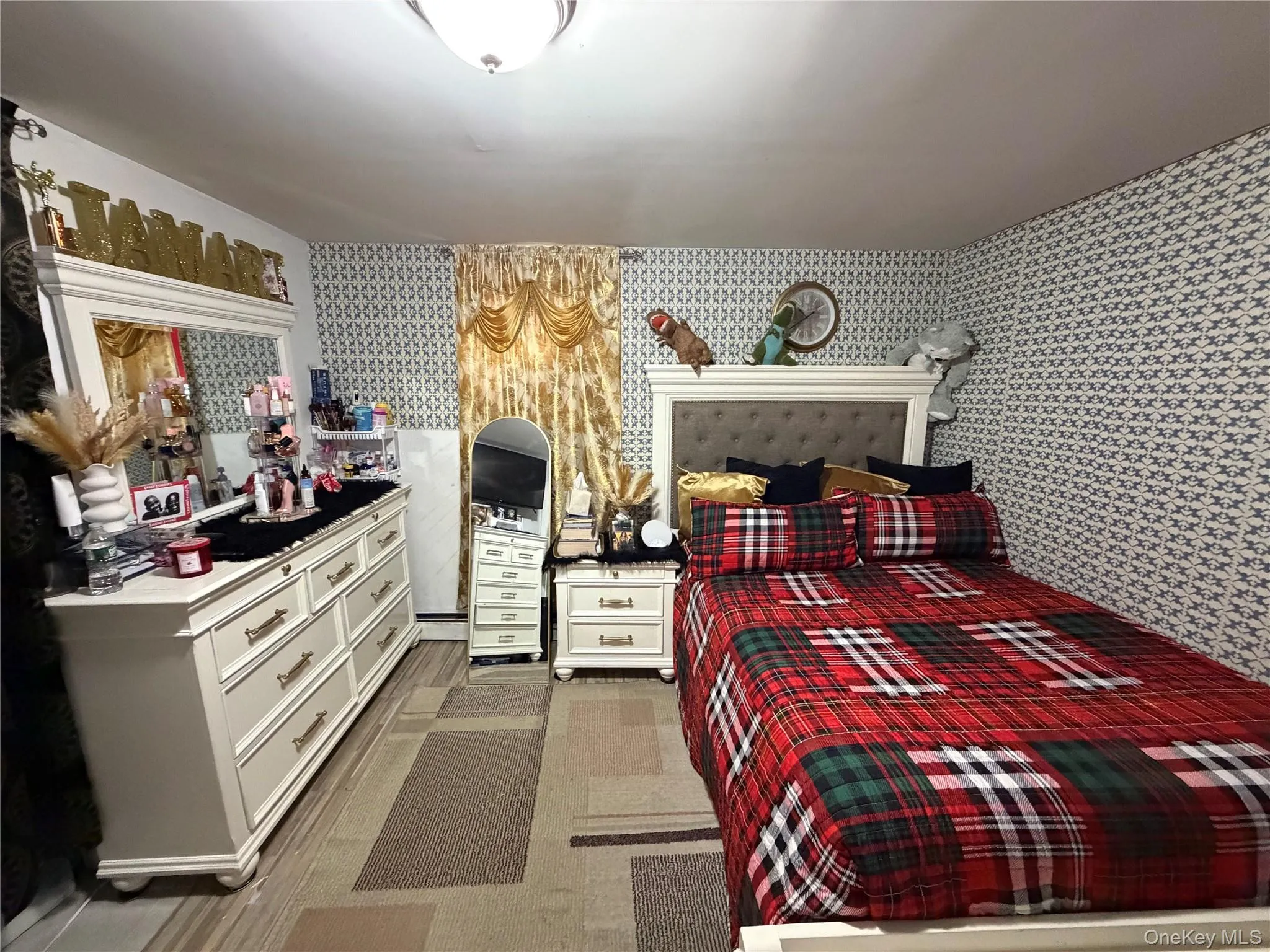 33 Washington Avenue, Babylon, NY, 6 Bedrooms Bedrooms, 10 Rooms Rooms,2 BathroomsBathrooms,Residential,For Rent,Washington,0,1014105 33 Washington Avenue, Babylon, NY, 6 Bedrooms Bedrooms, 10 Rooms Rooms,2 BathroomsBathrooms,Residential,For Rent,Washington,0,1014105