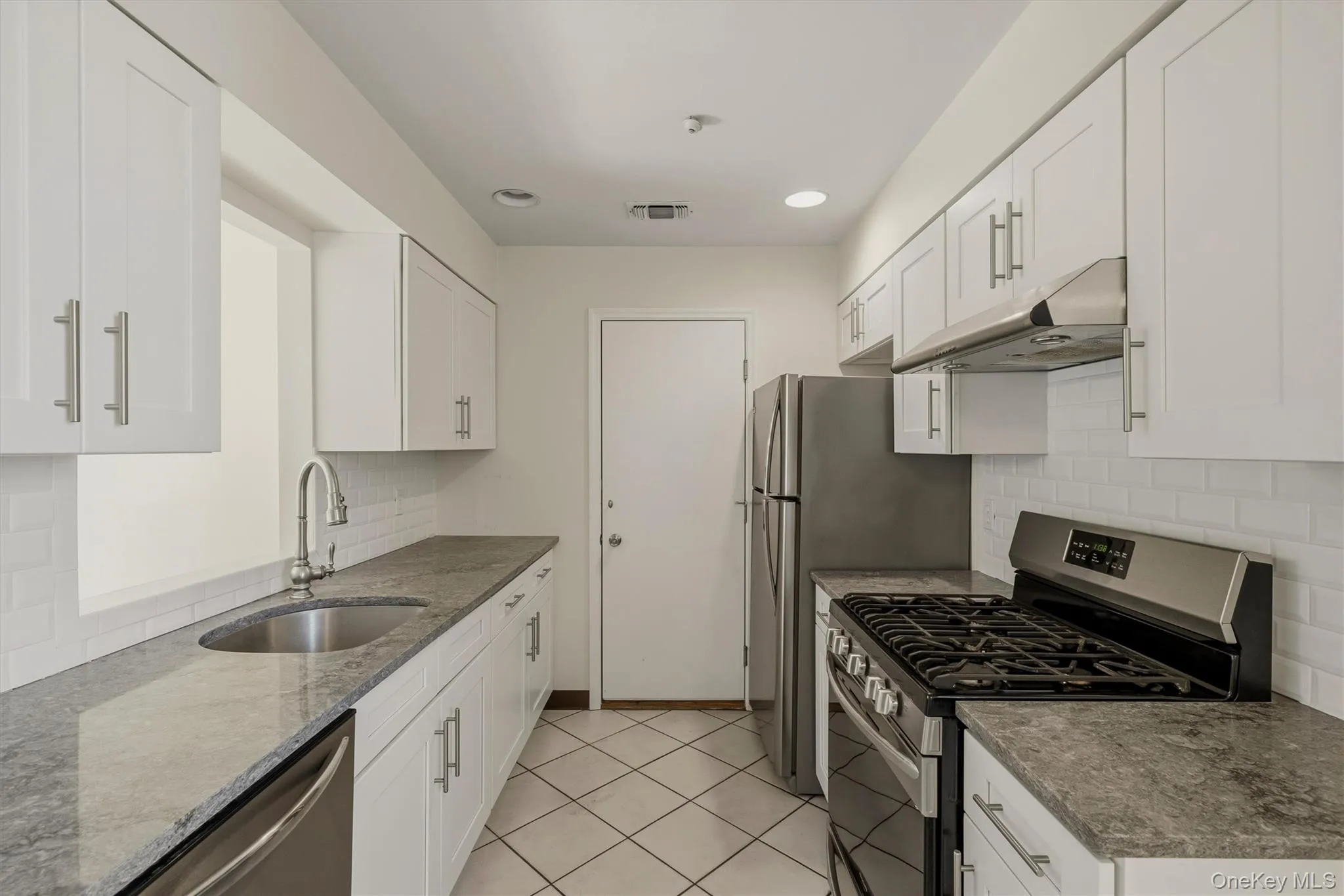 37 Candlestick Court, Warwick (town), NY, 3 Bedrooms Bedrooms, 6 Rooms Rooms,2 BathroomsBathrooms,Residential,For Rent,Candlestick,0,1014107 37 Candlestick Court, Warwick (town), NY, 3 Bedrooms Bedrooms, 6 Rooms Rooms,2 BathroomsBathrooms,Residential,For Rent,Candlestick,0,1014107