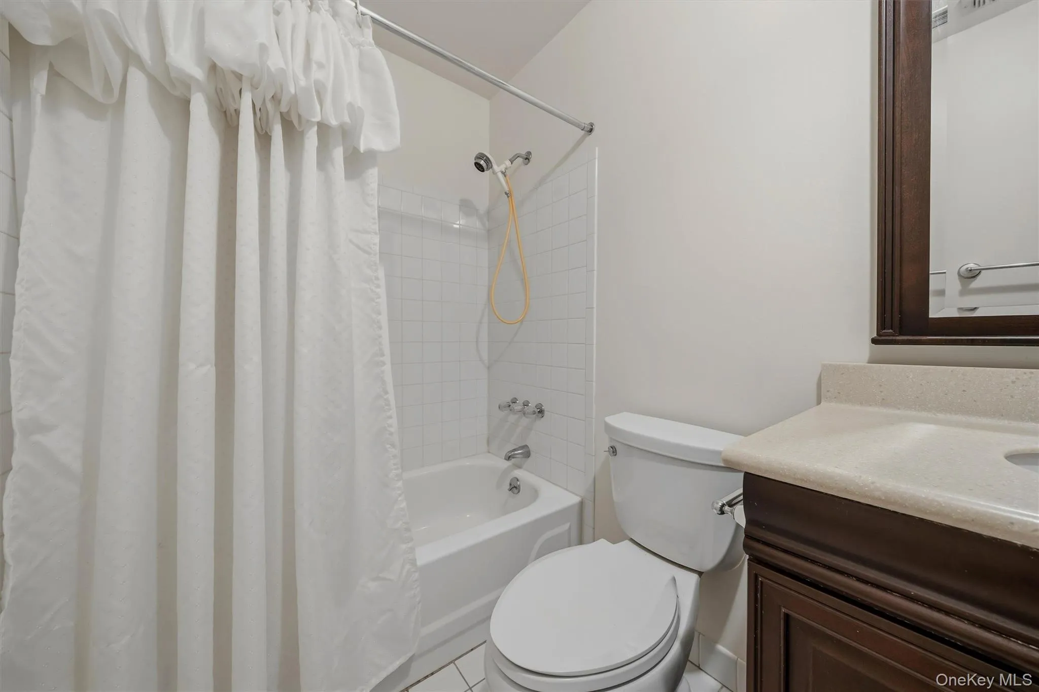 37 Candlestick Court, Warwick (town), NY, 3 Bedrooms Bedrooms, 6 Rooms Rooms,2 BathroomsBathrooms,Residential,For Rent,Candlestick,0,1014107 37 Candlestick Court, Warwick (town), NY, 3 Bedrooms Bedrooms, 6 Rooms Rooms,2 BathroomsBathrooms,Residential,For Rent,Candlestick,0,1014107