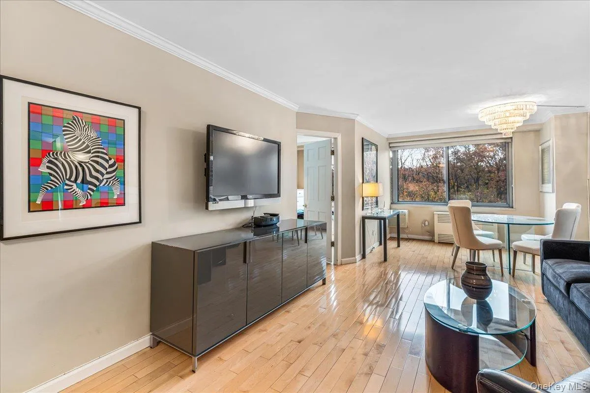 220-55 46th Avenue, New York, NY, 3 Rooms Rooms,1 BathroomBathrooms,Residential,For Rent,46th,0,1014114 220-55 46th Avenue, New York, NY, 3 Rooms Rooms,1 BathroomBathrooms,Residential,For Rent,46th,0,1014114