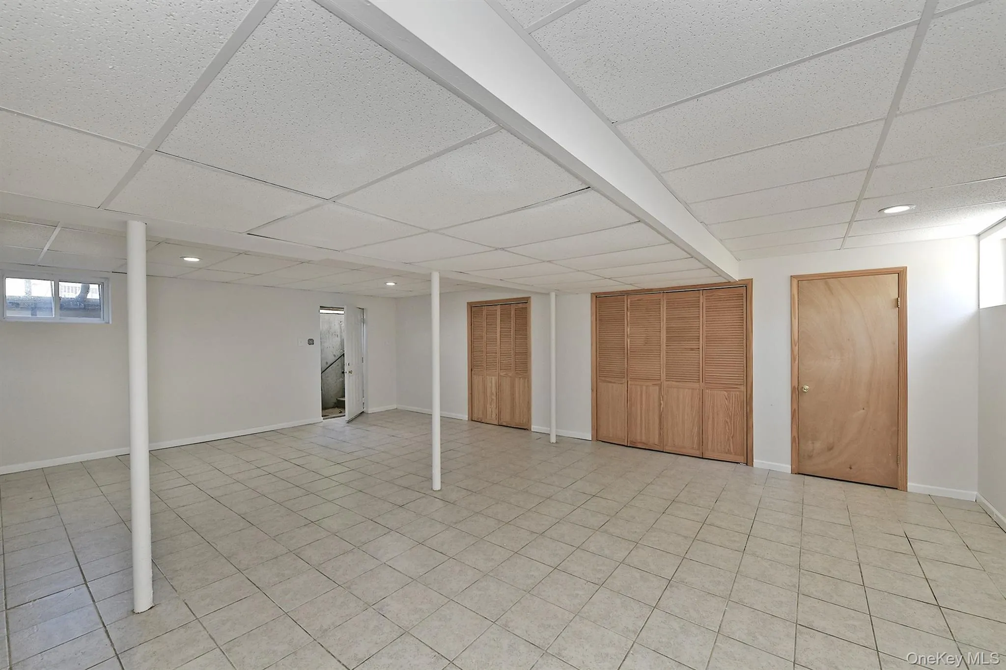 208 Lake Drive, Brookhaven, NY, 3 Bedrooms Bedrooms, 6 Rooms Rooms,1 BathroomBathrooms,Residential,For Rent,Lake,0,1014115 208 Lake Drive, Brookhaven, NY, 3 Bedrooms Bedrooms, 6 Rooms Rooms,1 BathroomBathrooms,Residential,For Rent,Lake,0,1014115