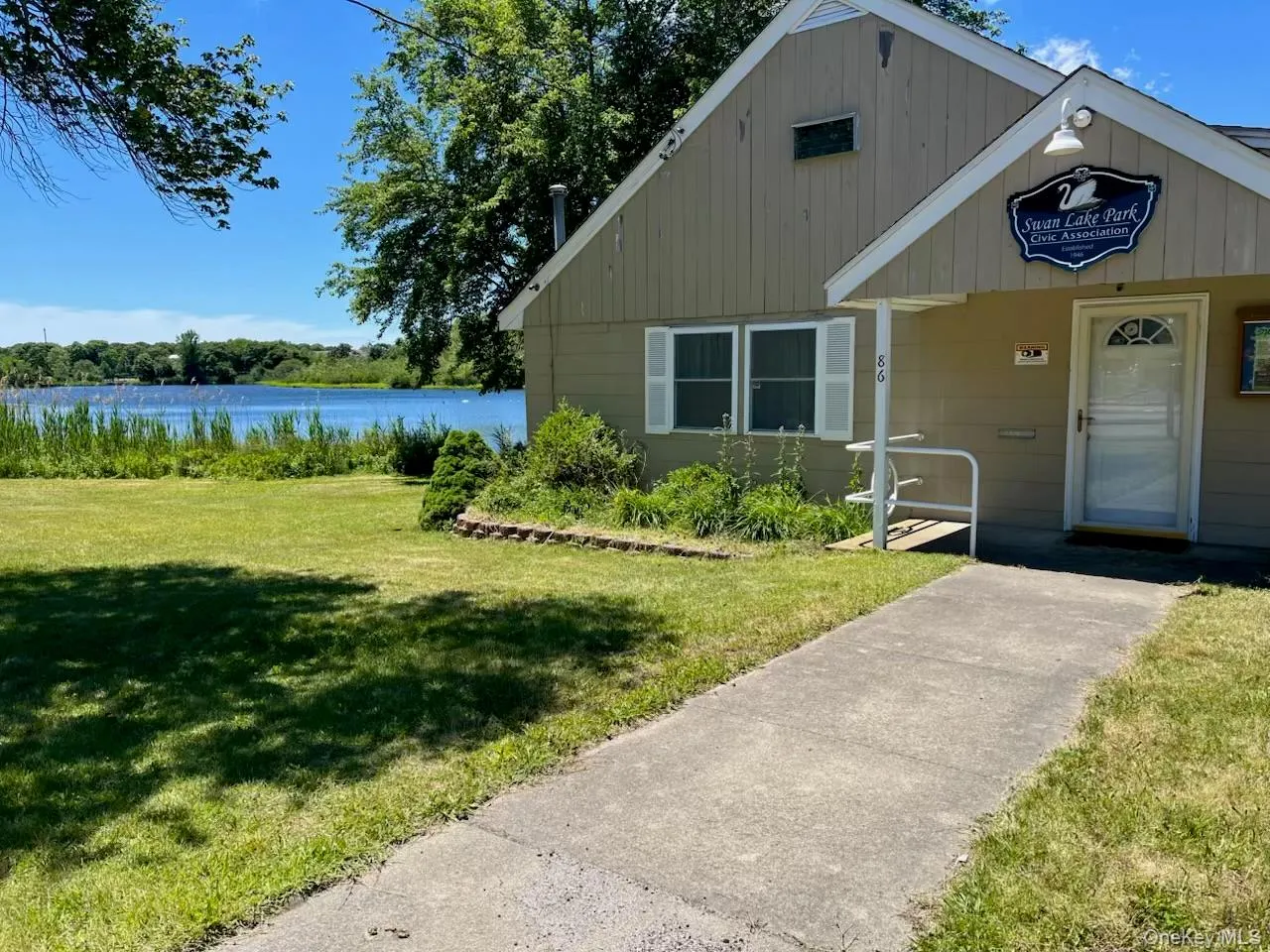 208 Lake Drive, Brookhaven, NY, 3 Bedrooms Bedrooms, 6 Rooms Rooms,1 BathroomBathrooms,Residential,For Rent,Lake,0,1014115 208 Lake Drive, Brookhaven, NY, 3 Bedrooms Bedrooms, 6 Rooms Rooms,1 BathroomBathrooms,Residential,For Rent,Lake,0,1014115