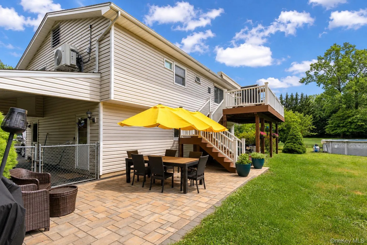 17 Sherman Drive, Haverstraw, NY, 5 Bedrooms Bedrooms, 10 Rooms Rooms,2 BathroomsBathrooms,Residential,For Rent,Sherman,0,1014116 17 Sherman Drive, Haverstraw, NY, 5 Bedrooms Bedrooms, 10 Rooms Rooms,2 BathroomsBathrooms,Residential,For Rent,Sherman,0,1014116