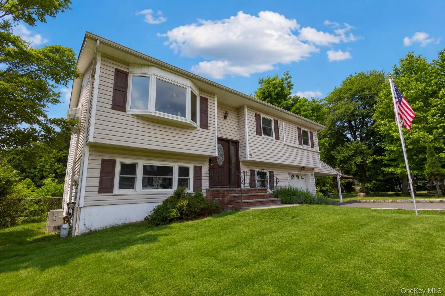 17 Sherman Drive, Haverstraw, NY, 5 Bedrooms Bedrooms, 10 Rooms Rooms,2 BathroomsBathrooms,Residential,For Rent,Sherman,0,1014116 17 Sherman Drive, Haverstraw, NY, 5 Bedrooms Bedrooms, 10 Rooms Rooms,2 BathroomsBathrooms,Residential,For Rent,Sherman,0,1014116