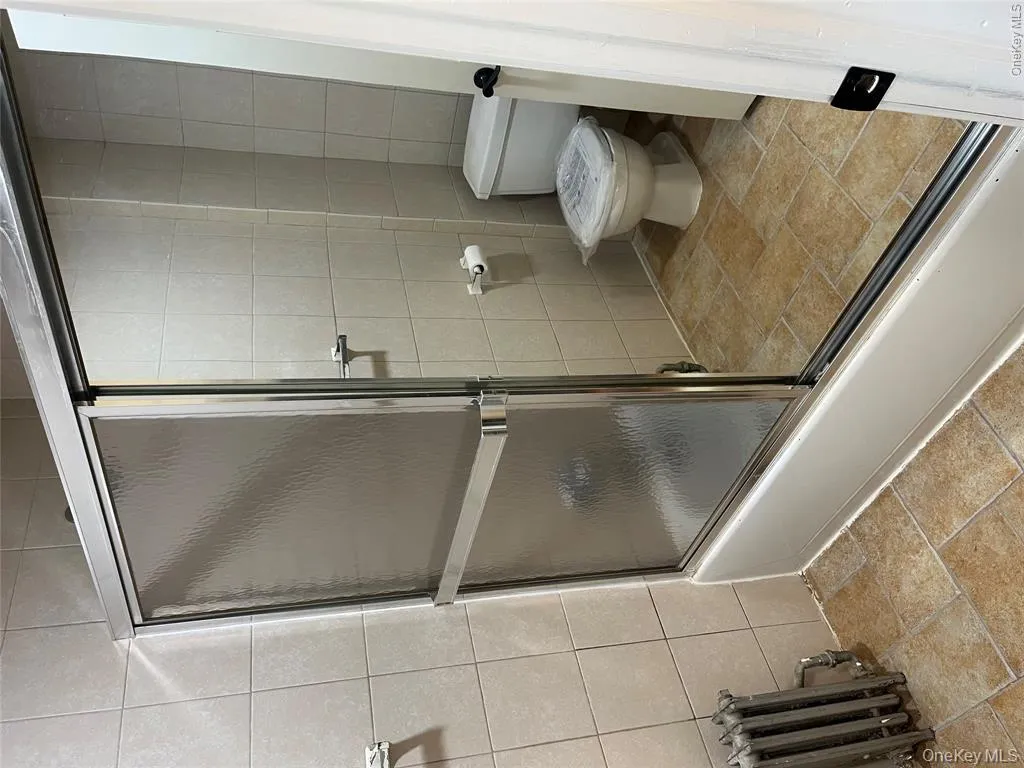 149 Kingsbridge Road, Mount Vernon, NY, 4 Bedrooms Bedrooms, 6 Rooms Rooms,1 BathroomBathrooms,Residential Lease,For Rent,Kingsbridge,0,1014120 149 Kingsbridge Road, Mount Vernon, NY, 4 Bedrooms Bedrooms, 6 Rooms Rooms,1 BathroomBathrooms,Residential Lease,For Rent,Kingsbridge,0,1014120
