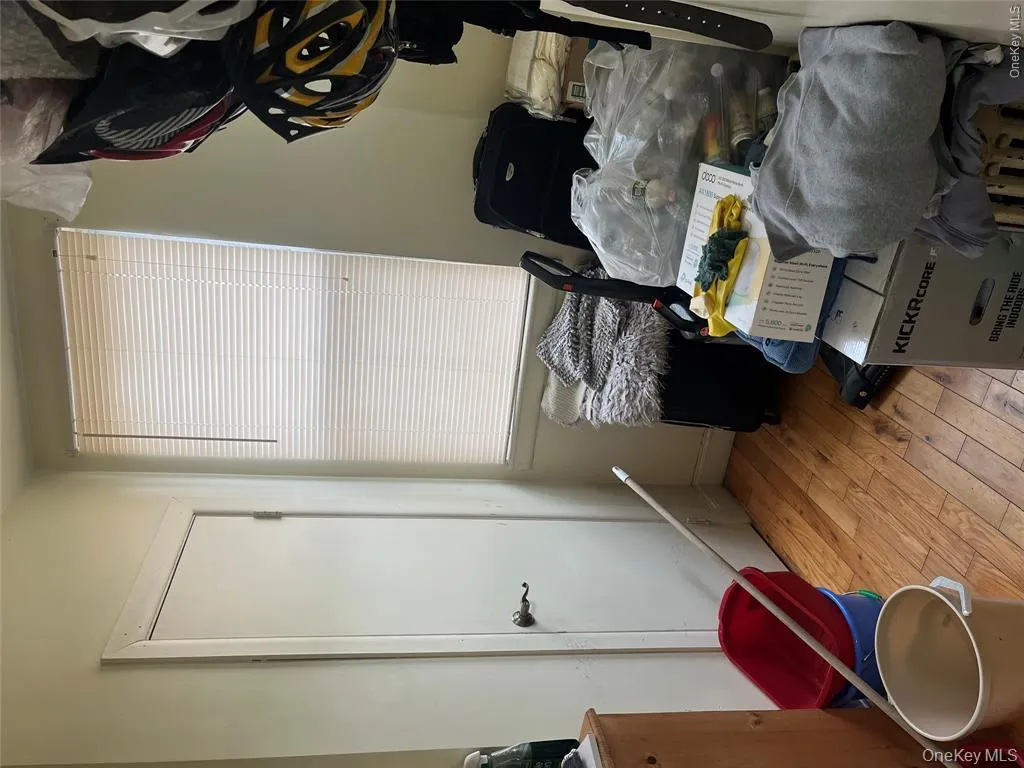 149 Kingsbridge Road, Mount Vernon, NY, 4 Bedrooms Bedrooms, 6 Rooms Rooms,1 BathroomBathrooms,Residential Lease,For Rent,Kingsbridge,0,1014120 149 Kingsbridge Road, Mount Vernon, NY, 4 Bedrooms Bedrooms, 6 Rooms Rooms,1 BathroomBathrooms,Residential Lease,For Rent,Kingsbridge,0,1014120