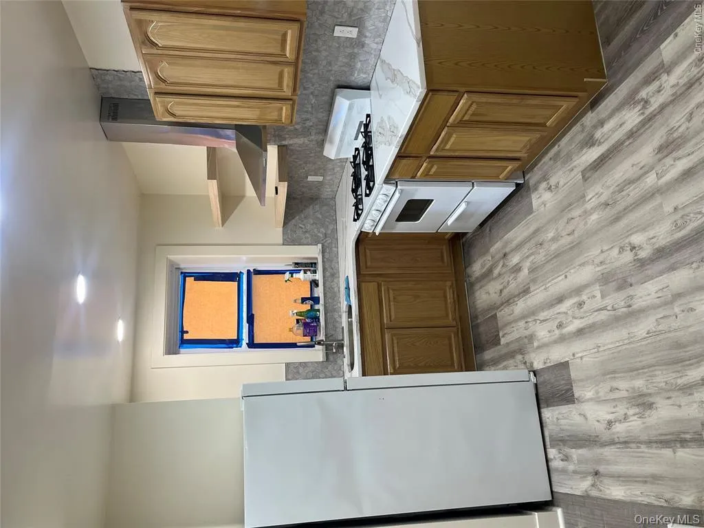 149 Kingsbridge Road, Mount Vernon, NY, 4 Bedrooms Bedrooms, 6 Rooms Rooms,1 BathroomBathrooms,Residential Lease,For Rent,Kingsbridge,0,1014120 149 Kingsbridge Road, Mount Vernon, NY, 4 Bedrooms Bedrooms, 6 Rooms Rooms,1 BathroomBathrooms,Residential Lease,For Rent,Kingsbridge,0,1014120