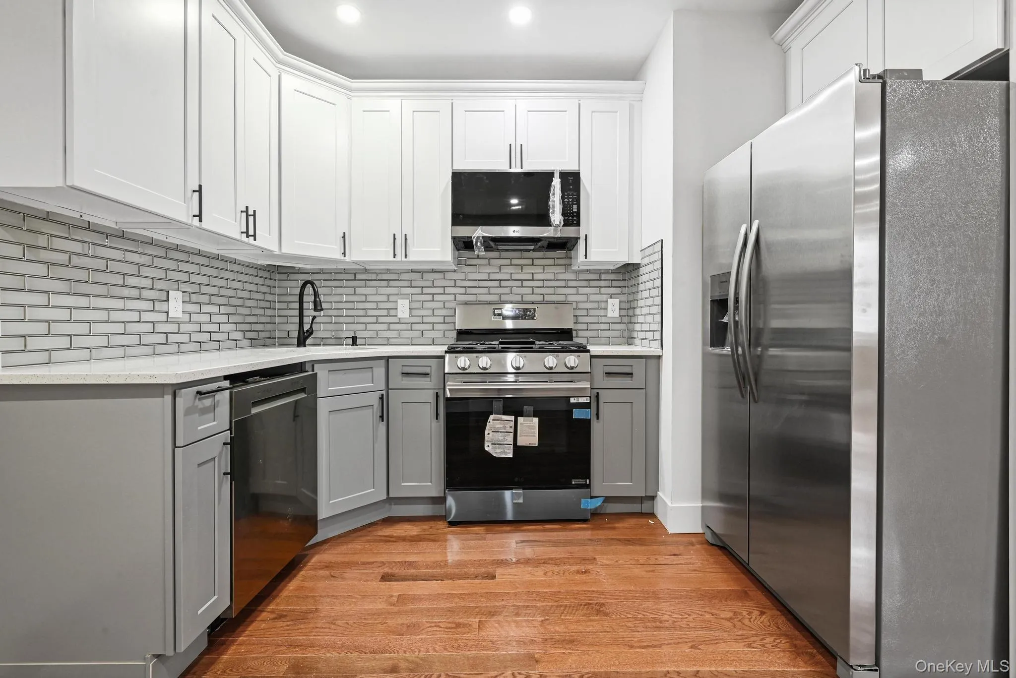 9210 104th Street, New York, NY, 4 Bedrooms Bedrooms, 5 Rooms Rooms,2 BathroomsBathrooms,Residential Lease,For Rent,104th,0,1014125 9210 104th Street, New York, NY, 4 Bedrooms Bedrooms, 5 Rooms Rooms,2 BathroomsBathrooms,Residential Lease,For Rent,104th,0,1014125