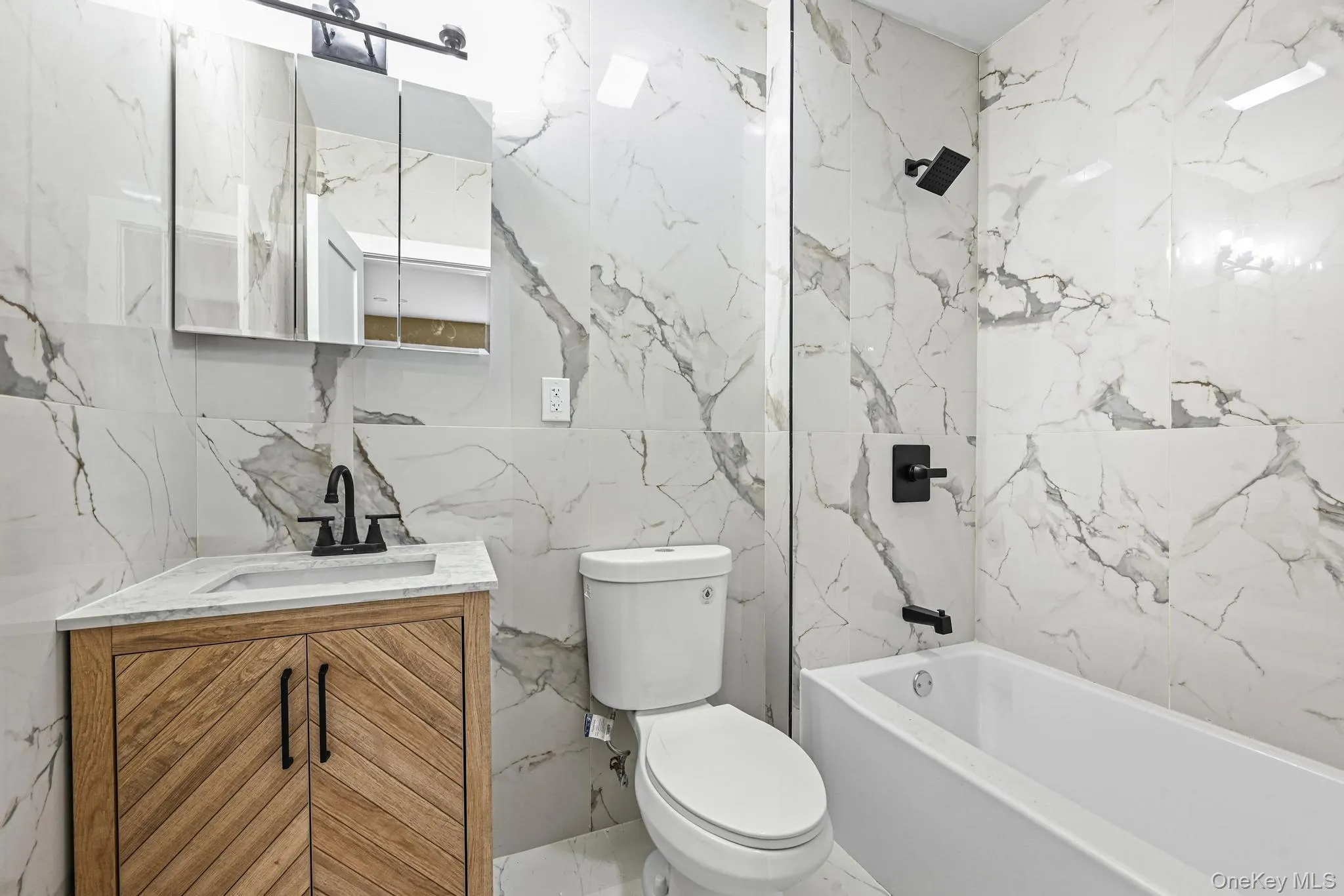 9210 104th Street, New York, NY, 4 Bedrooms Bedrooms, 5 Rooms Rooms,2 BathroomsBathrooms,Residential Lease,For Rent,104th,0,1014125 9210 104th Street, New York, NY, 4 Bedrooms Bedrooms, 5 Rooms Rooms,2 BathroomsBathrooms,Residential Lease,For Rent,104th,0,1014125