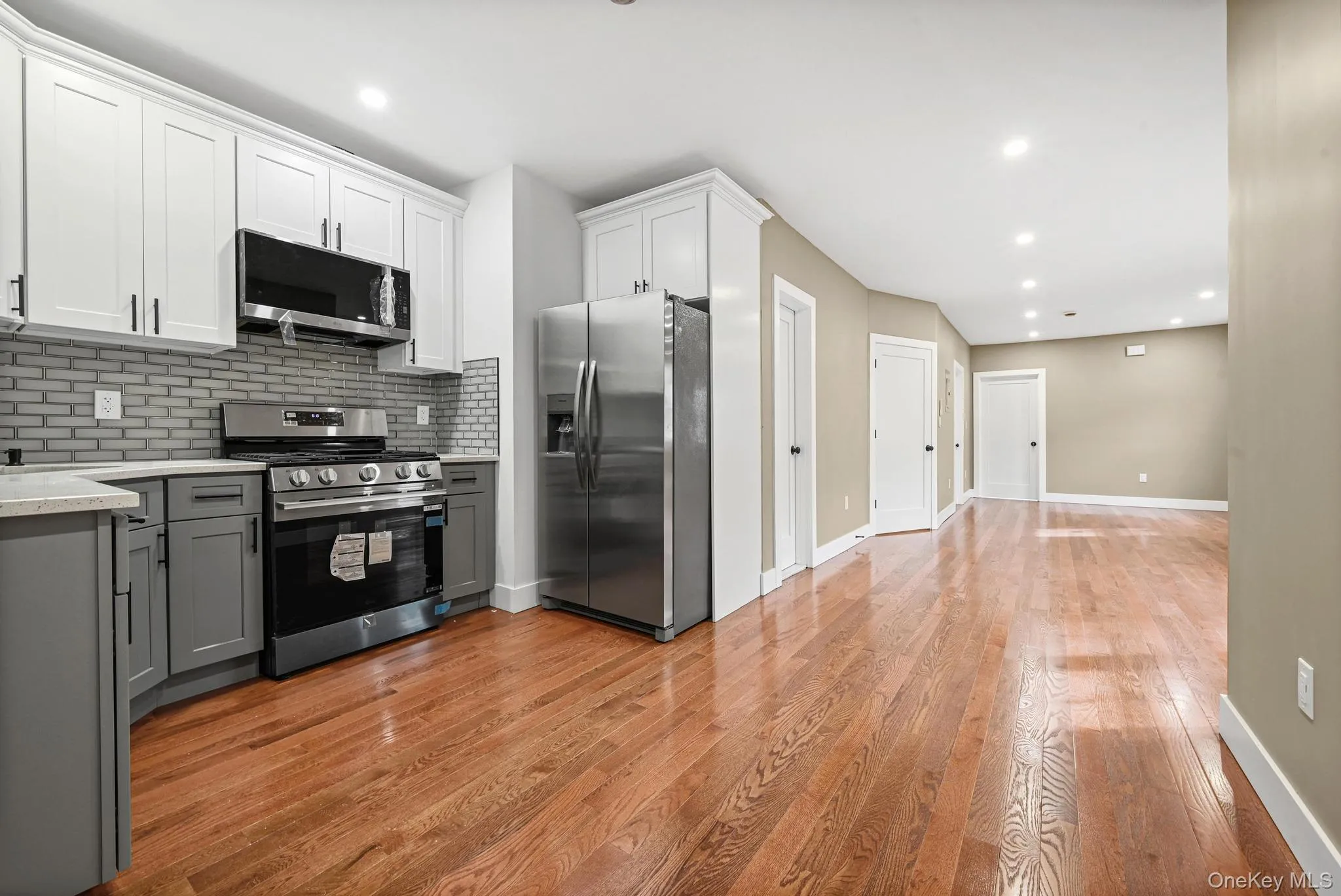 9210 104th Street, New York, NY, 4 Bedrooms Bedrooms, 5 Rooms Rooms,2 BathroomsBathrooms,Residential Lease,For Rent,104th,0,1014125 9210 104th Street, New York, NY, 4 Bedrooms Bedrooms, 5 Rooms Rooms,2 BathroomsBathrooms,Residential Lease,For Rent,104th,0,1014125