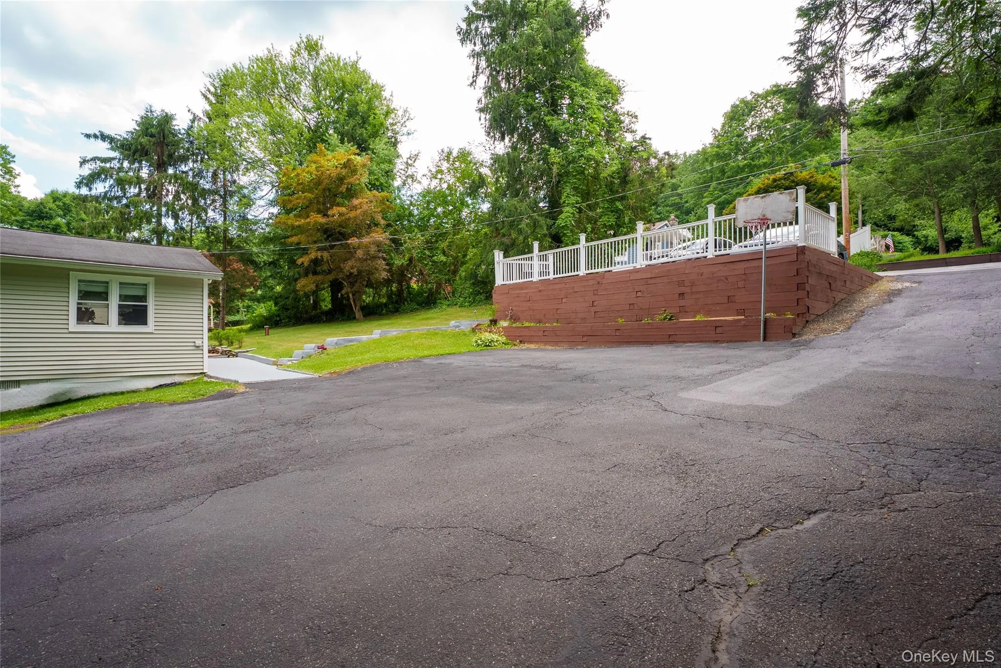 18 Worthington Drive, Kent, NY, 2 Bedrooms Bedrooms, 4 Rooms Rooms,1 BathroomBathrooms,Residential,For Rent,Worthington,0,1014131 18 Worthington Drive, Kent, NY, 2 Bedrooms Bedrooms, 4 Rooms Rooms,1 BathroomBathrooms,Residential,For Rent,Worthington,0,1014131