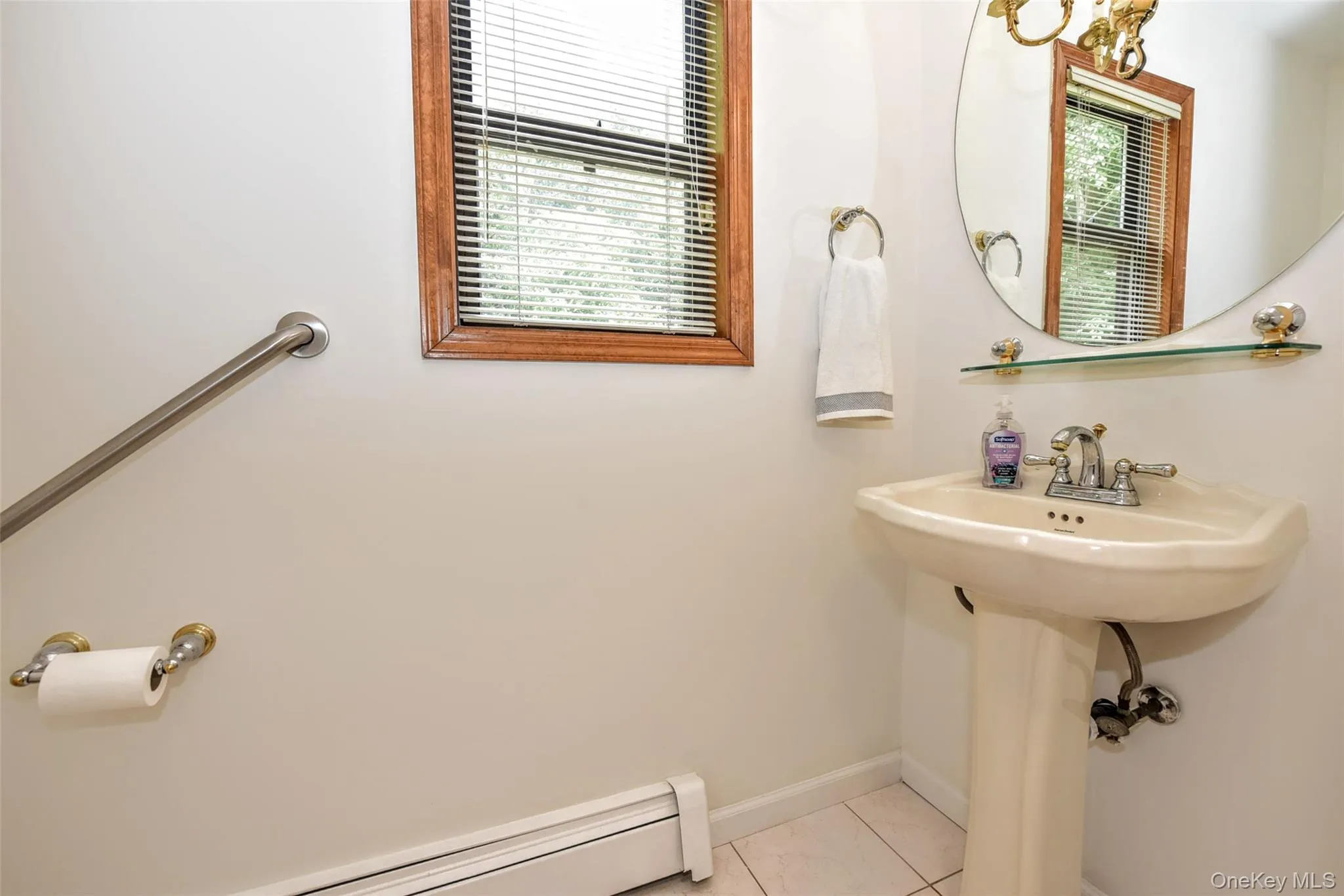 Convenient powder rm for quests Convenient powder rm for quests