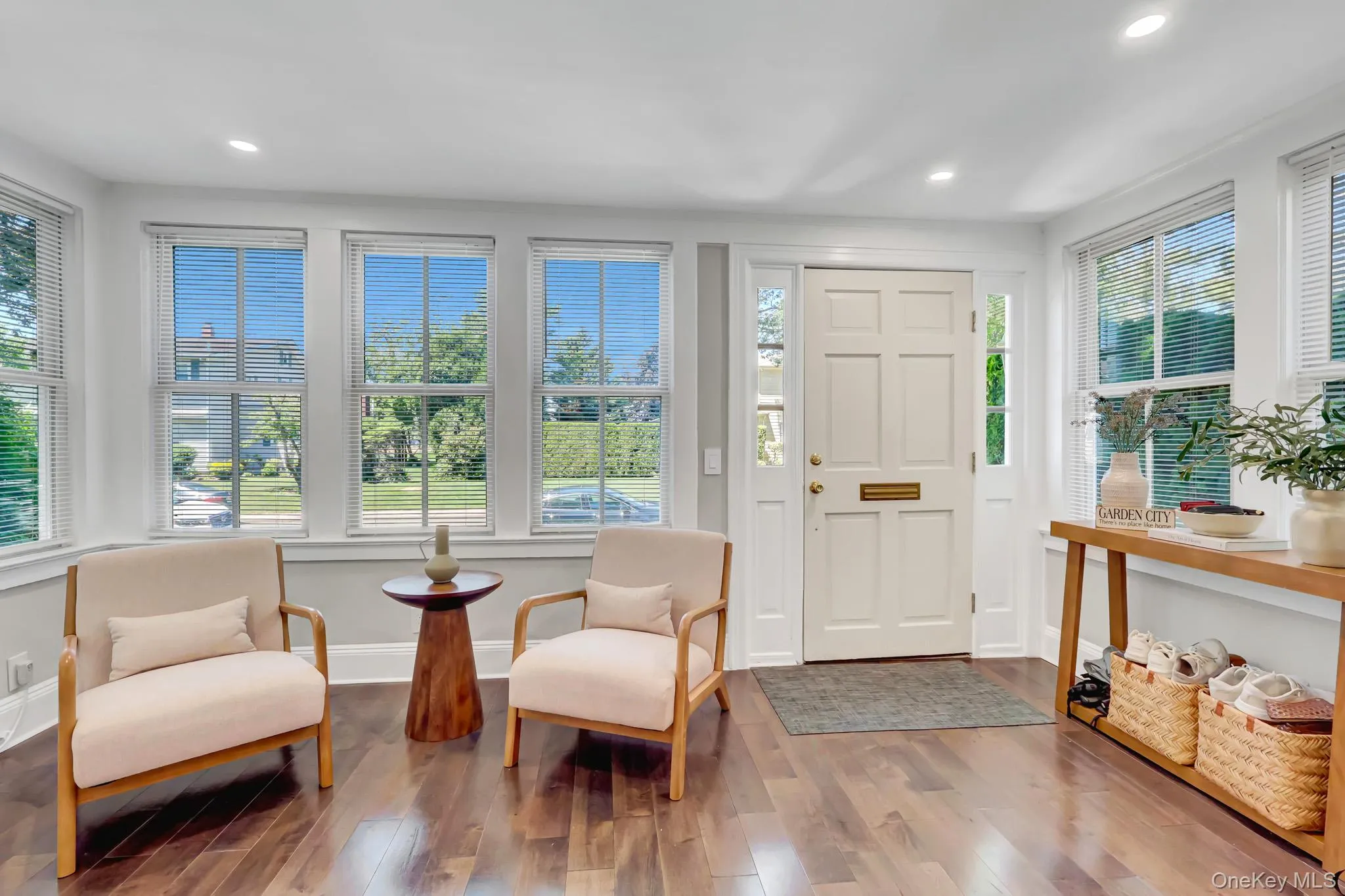 65 Roxbury Road, Hempstead, NY, 3 Bedrooms Bedrooms, 6 Rooms Rooms,1 BathroomBathrooms,Residential,For Rent,Roxbury,0,1014137 65 Roxbury Road, Hempstead, NY, 3 Bedrooms Bedrooms, 6 Rooms Rooms,1 BathroomBathrooms,Residential,For Rent,Roxbury,0,1014137