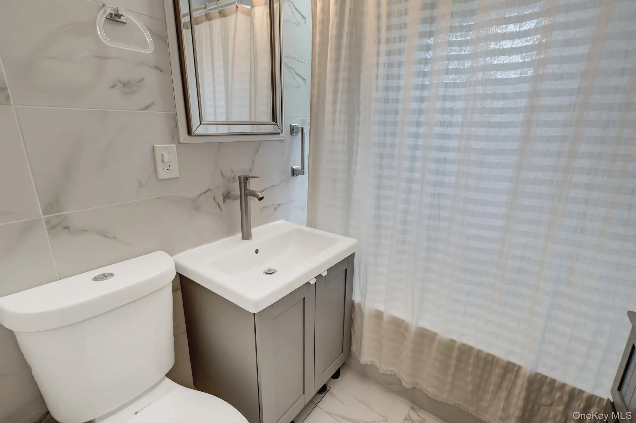 65 Roxbury Road, Hempstead, NY, 3 Bedrooms Bedrooms, 6 Rooms Rooms,1 BathroomBathrooms,Residential,For Rent,Roxbury,0,1014137 65 Roxbury Road, Hempstead, NY, 3 Bedrooms Bedrooms, 6 Rooms Rooms,1 BathroomBathrooms,Residential,For Rent,Roxbury,0,1014137
