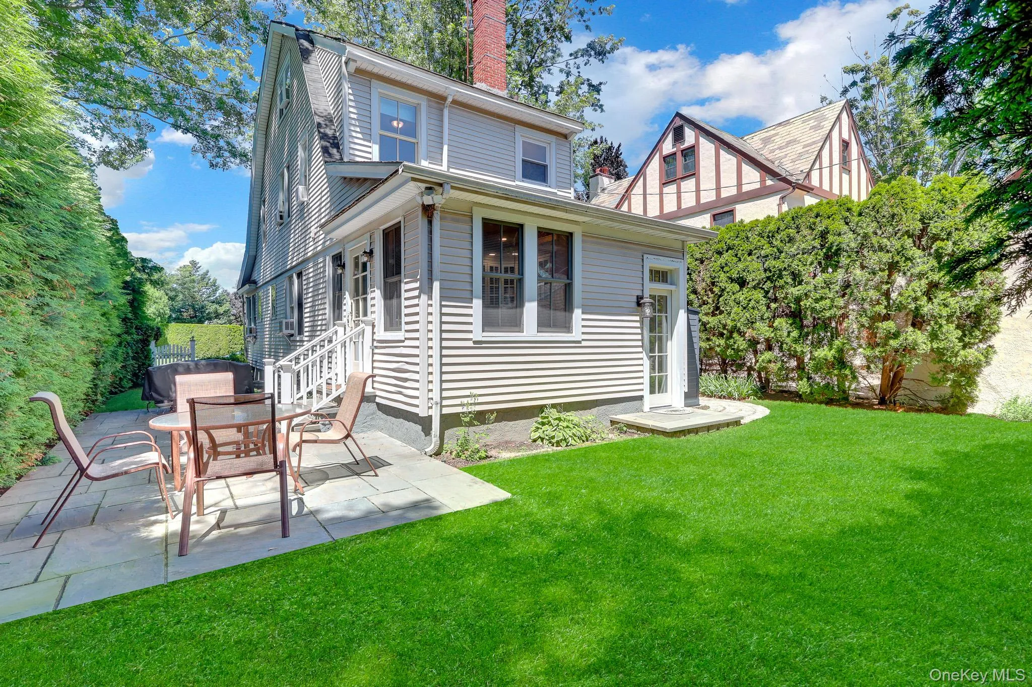 65 Roxbury Road, Hempstead, NY, 3 Bedrooms Bedrooms, 6 Rooms Rooms,1 BathroomBathrooms,Residential,For Rent,Roxbury,0,1014137 65 Roxbury Road, Hempstead, NY, 3 Bedrooms Bedrooms, 6 Rooms Rooms,1 BathroomBathrooms,Residential,For Rent,Roxbury,0,1014137