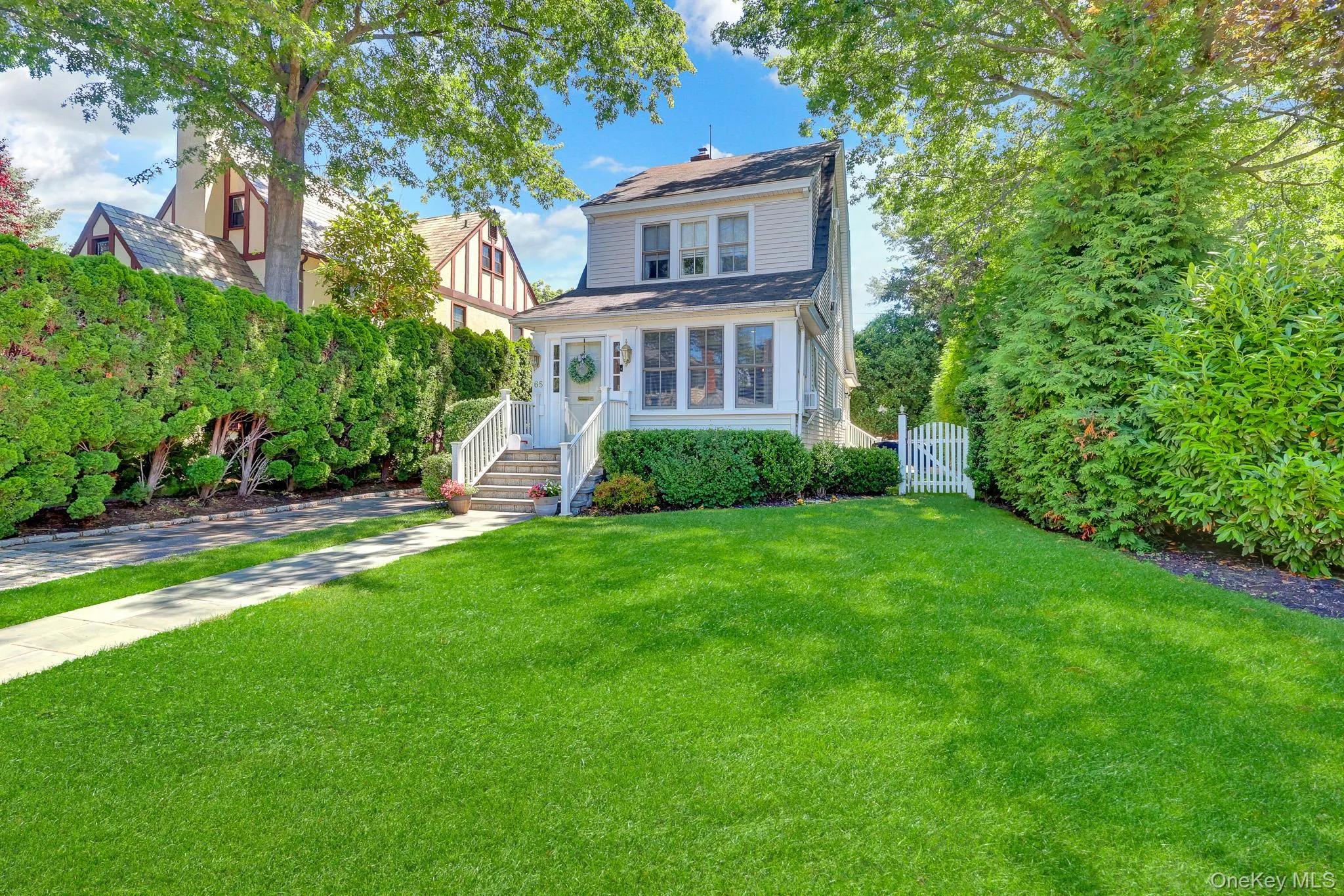 65 Roxbury Road, Hempstead, NY, 3 Bedrooms Bedrooms, 6 Rooms Rooms,1 BathroomBathrooms,Residential,For Rent,Roxbury,0,1014137 65 Roxbury Road, Hempstead, NY, 3 Bedrooms Bedrooms, 6 Rooms Rooms,1 BathroomBathrooms,Residential,For Rent,Roxbury,0,1014137