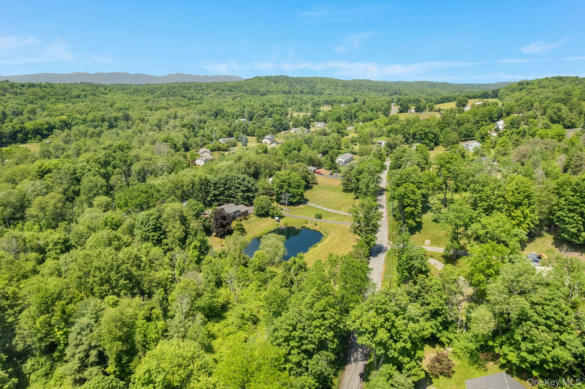 75 Creek Road, Clinton, NY, 3 Bedrooms Bedrooms, 11 Rooms Rooms,3 BathroomsBathrooms,Residential,For Rent,Creek,0,1014143 75 Creek Road, Clinton, NY, 3 Bedrooms Bedrooms, 11 Rooms Rooms,3 BathroomsBathrooms,Residential,For Rent,Creek,0,1014143