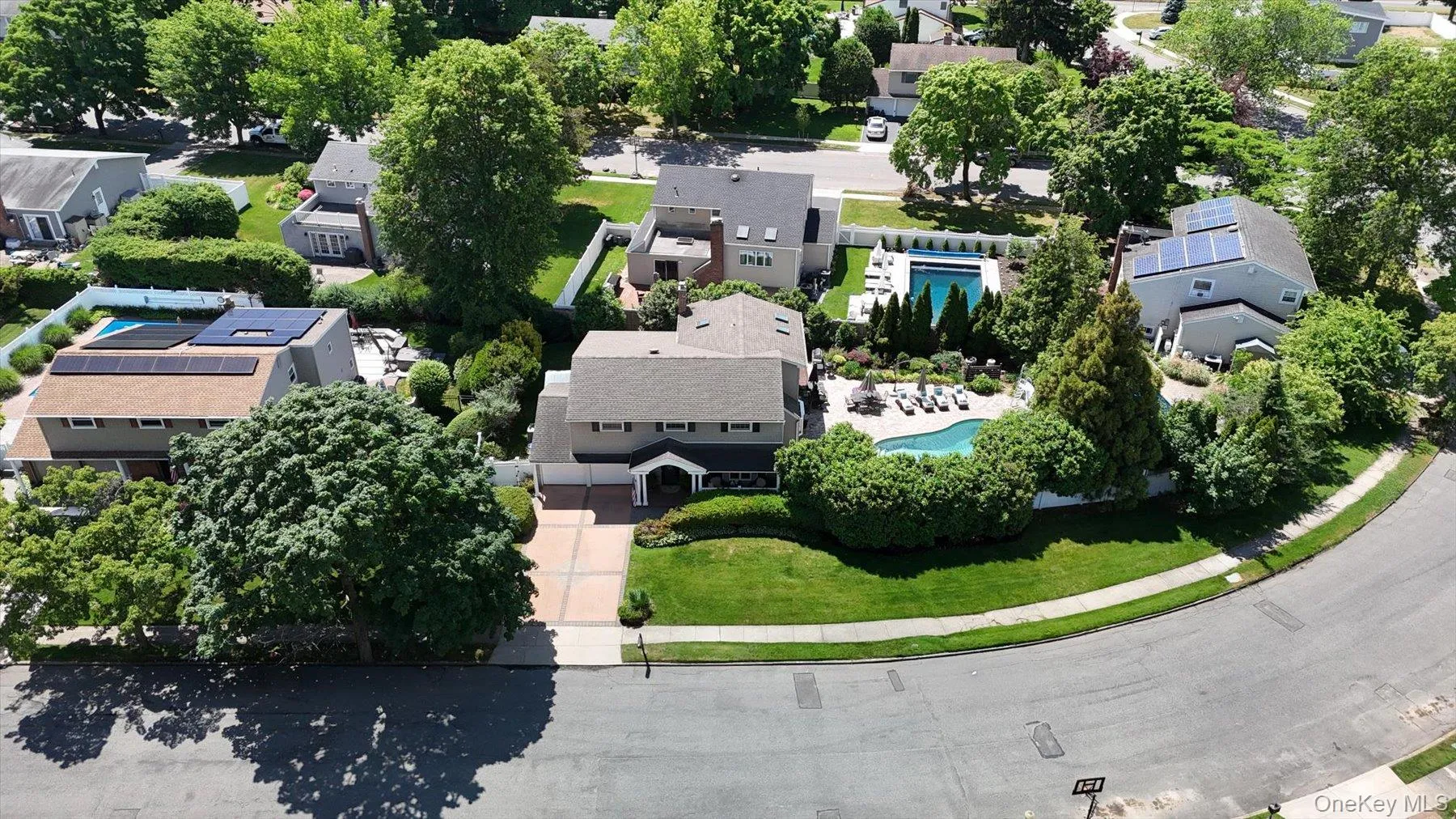 8 Griggs Drive, Huntington, NY, 4 Bedrooms Bedrooms, 8 Rooms Rooms,2 BathroomsBathrooms,Residential,For Rent,Griggs,0,1014144 8 Griggs Drive, Huntington, NY, 4 Bedrooms Bedrooms, 8 Rooms Rooms,2 BathroomsBathrooms,Residential,For Rent,Griggs,0,1014144