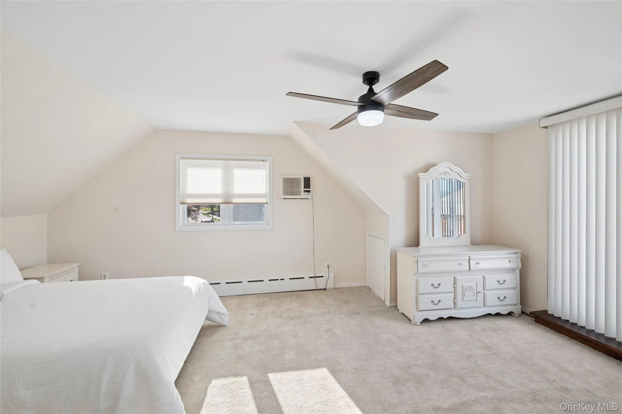 4 Dennis Lane, Oyster Bay, NY, 3 Bedrooms Bedrooms, 6 Rooms Rooms,2 BathroomsBathrooms,Residential,For Rent,Dennis,0,1014147 4 Dennis Lane, Oyster Bay, NY, 3 Bedrooms Bedrooms, 6 Rooms Rooms,2 BathroomsBathrooms,Residential,For Rent,Dennis,0,1014147