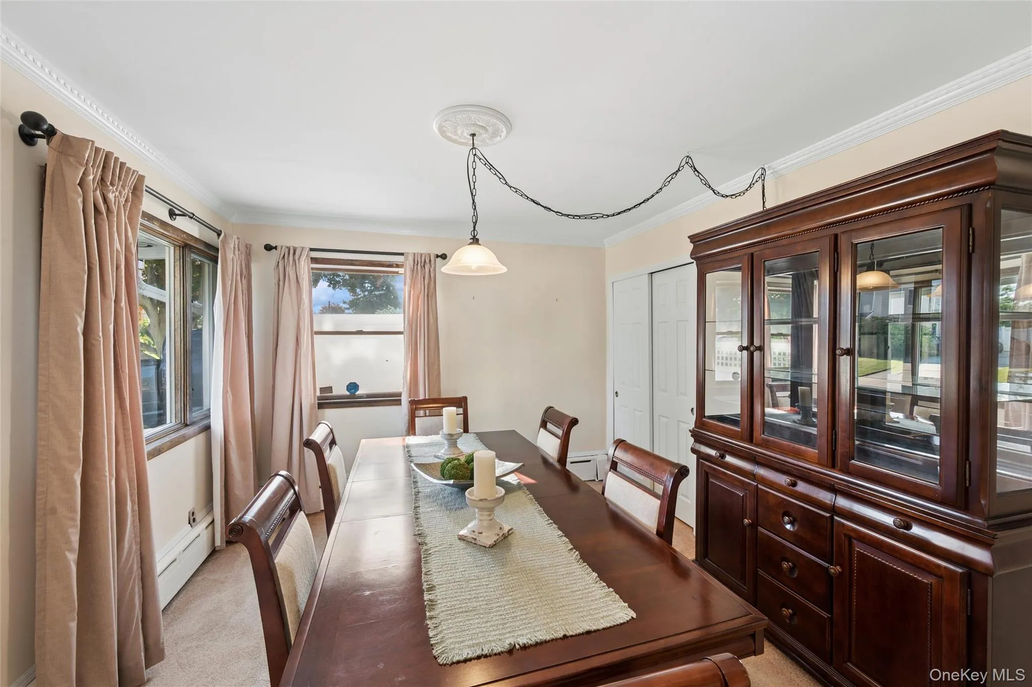 4 Dennis Lane, Oyster Bay, NY, 3 Bedrooms Bedrooms, 6 Rooms Rooms,2 BathroomsBathrooms,Residential,For Rent,Dennis,0,1014147 4 Dennis Lane, Oyster Bay, NY, 3 Bedrooms Bedrooms, 6 Rooms Rooms,2 BathroomsBathrooms,Residential,For Rent,Dennis,0,1014147
