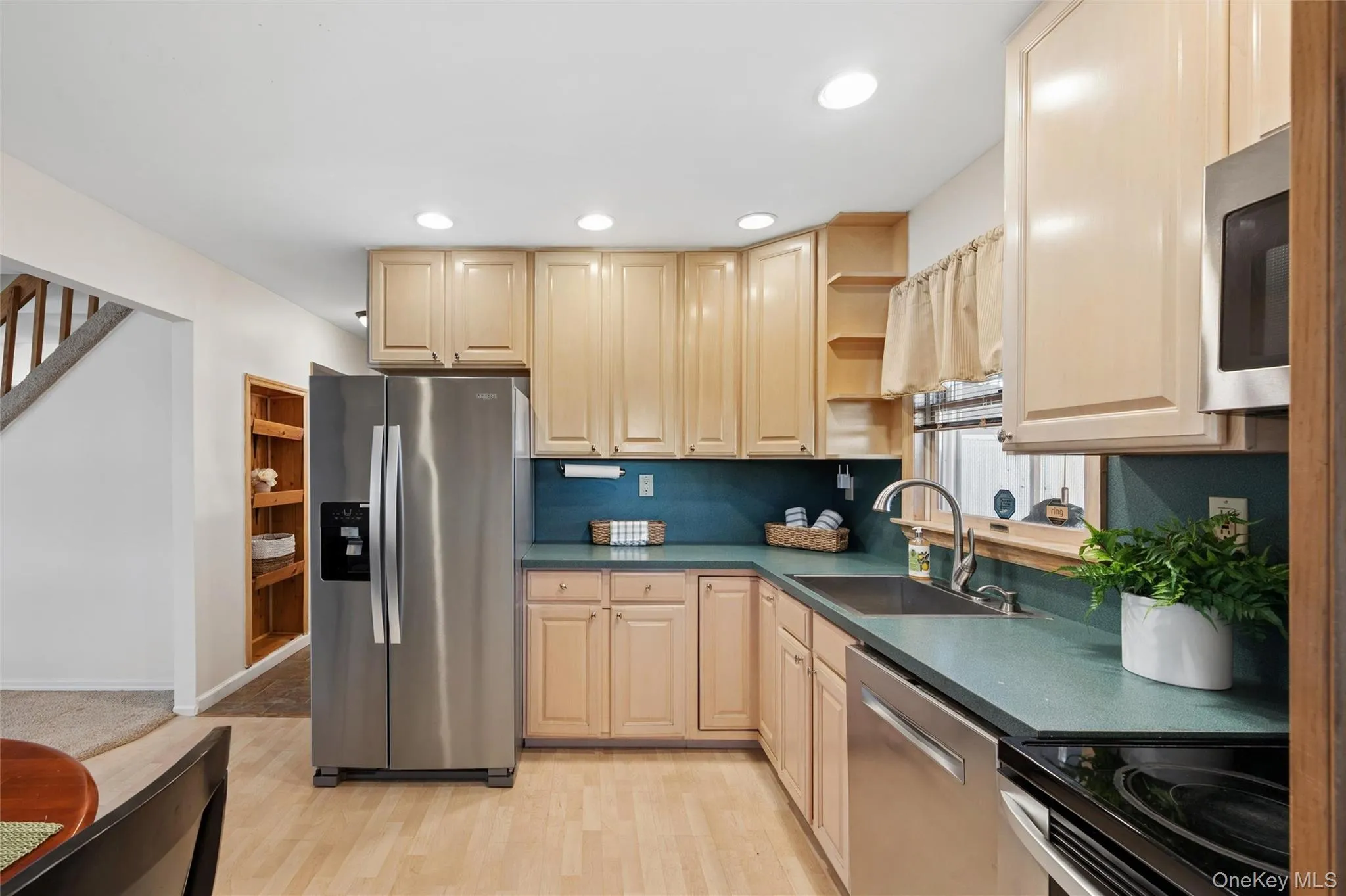 4 Dennis Lane, Oyster Bay, NY, 3 Bedrooms Bedrooms, 6 Rooms Rooms,2 BathroomsBathrooms,Residential,For Rent,Dennis,0,1014147 4 Dennis Lane, Oyster Bay, NY, 3 Bedrooms Bedrooms, 6 Rooms Rooms,2 BathroomsBathrooms,Residential,For Rent,Dennis,0,1014147