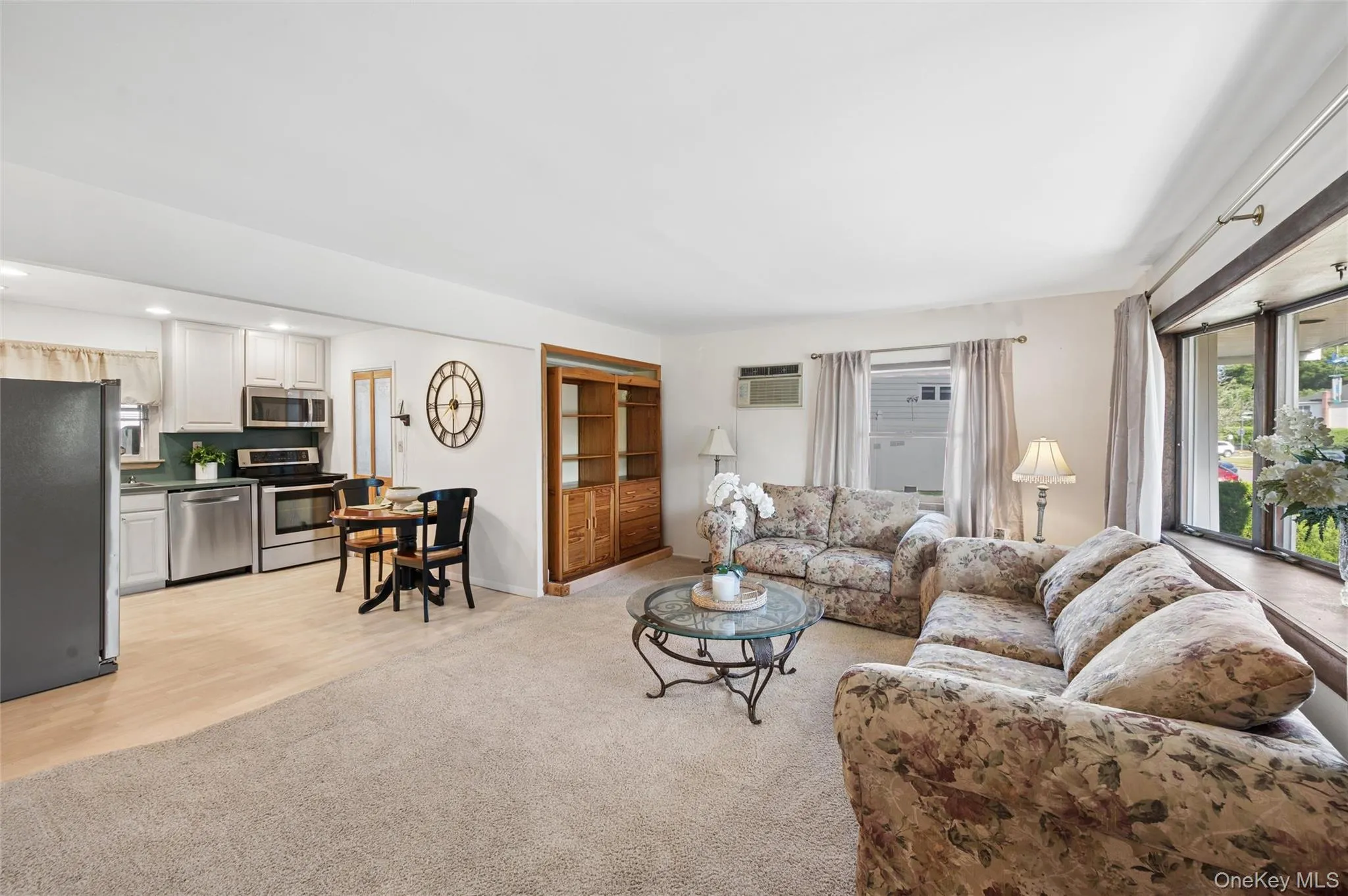 4 Dennis Lane, Oyster Bay, NY, 3 Bedrooms Bedrooms, 6 Rooms Rooms,2 BathroomsBathrooms,Residential,For Rent,Dennis,0,1014147 4 Dennis Lane, Oyster Bay, NY, 3 Bedrooms Bedrooms, 6 Rooms Rooms,2 BathroomsBathrooms,Residential,For Rent,Dennis,0,1014147
