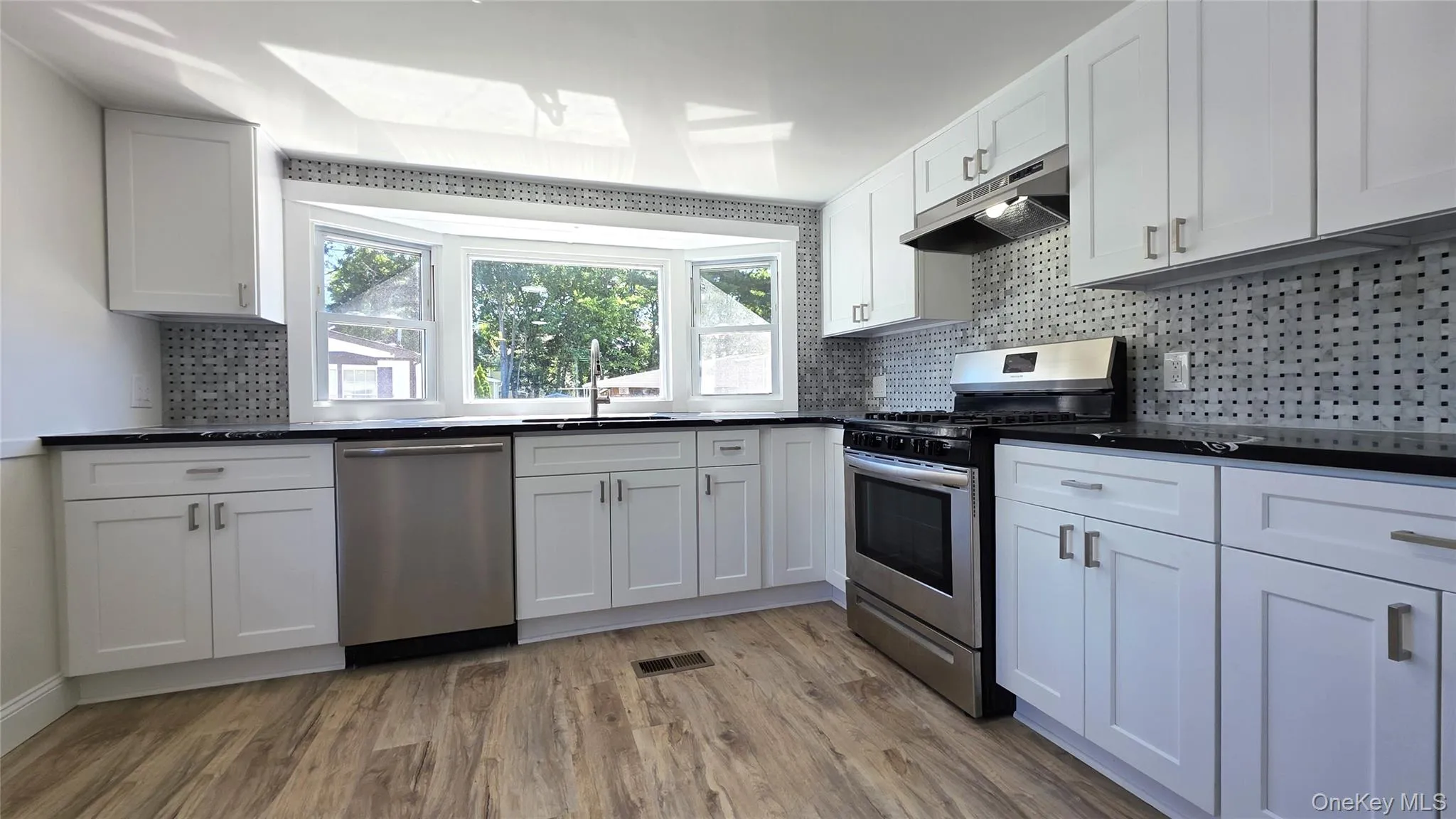 58 Betsy Ross Drive, Islip, NY, 2 Bedrooms Bedrooms, 4 Rooms Rooms,1 BathroomBathrooms,Residential,For Rent,Betsy Ross,0,1014148 58 Betsy Ross Drive, Islip, NY, 2 Bedrooms Bedrooms, 4 Rooms Rooms,1 BathroomBathrooms,Residential,For Rent,Betsy Ross,0,1014148