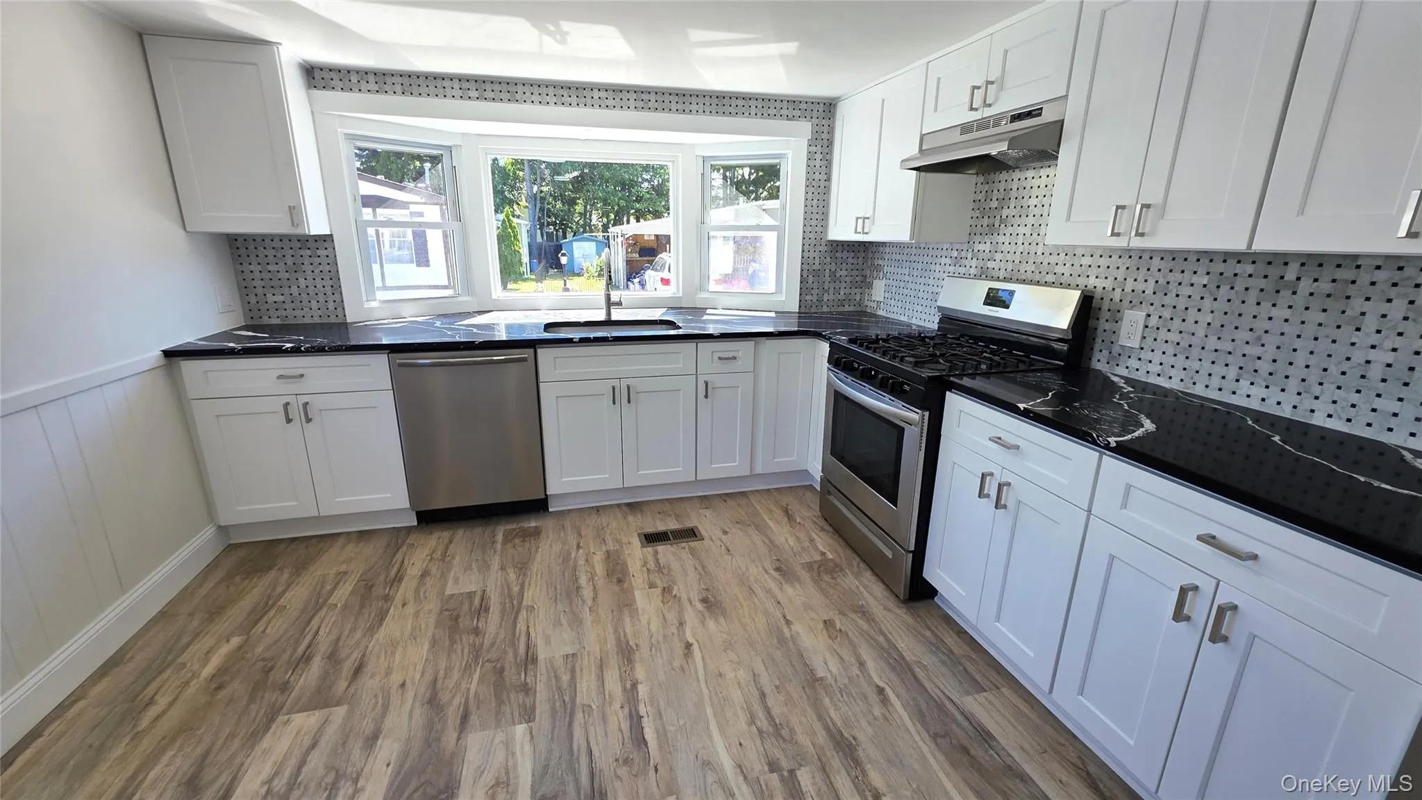 58 Betsy Ross Drive, Islip, NY, 2 Bedrooms Bedrooms, 4 Rooms Rooms,1 BathroomBathrooms,Residential,For Rent,Betsy Ross,0,1014148 58 Betsy Ross Drive, Islip, NY, 2 Bedrooms Bedrooms, 4 Rooms Rooms,1 BathroomBathrooms,Residential,For Rent,Betsy Ross,0,1014148