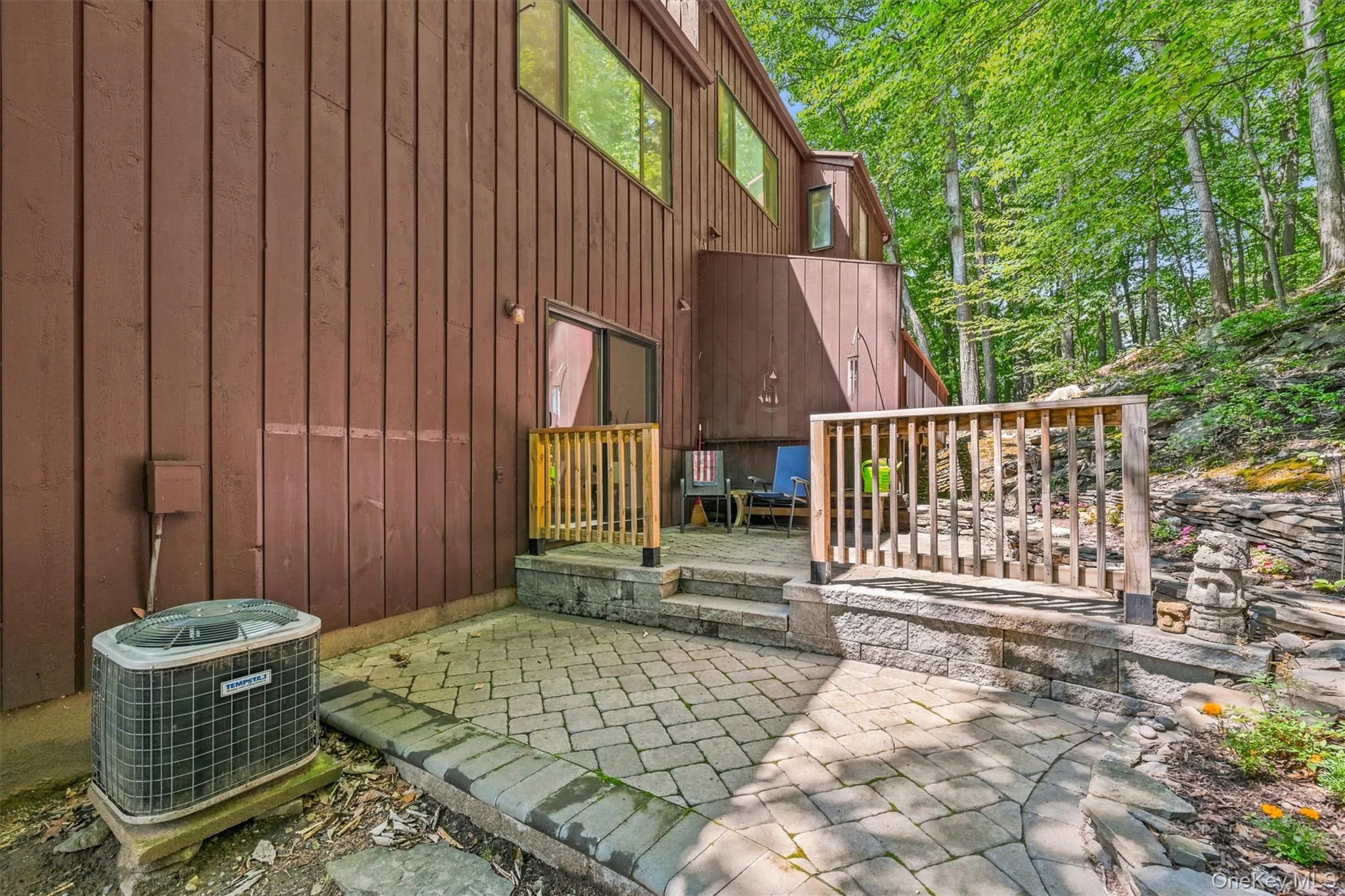 13 Redwood Drive, Woodbury, NY, 2 Bedrooms Bedrooms, 5 Rooms Rooms,1 BathroomBathrooms,Residential,For Rent,Redwood,0,1014150 13 Redwood Drive, Woodbury, NY, 2 Bedrooms Bedrooms, 5 Rooms Rooms,1 BathroomBathrooms,Residential,For Rent,Redwood,0,1014150