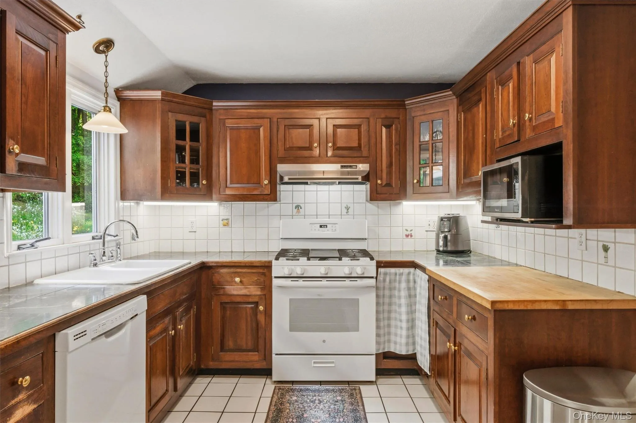 40 Harmony Road, Pawling, NY, 4 Bedrooms Bedrooms, 8 Rooms Rooms,2 BathroomsBathrooms,Residential,For Rent,Harmony,0,KEY1014153 40 Harmony Road, Pawling, NY, 4 Bedrooms Bedrooms, 8 Rooms Rooms,2 BathroomsBathrooms,Residential,For Rent,Harmony,0,KEY1014153