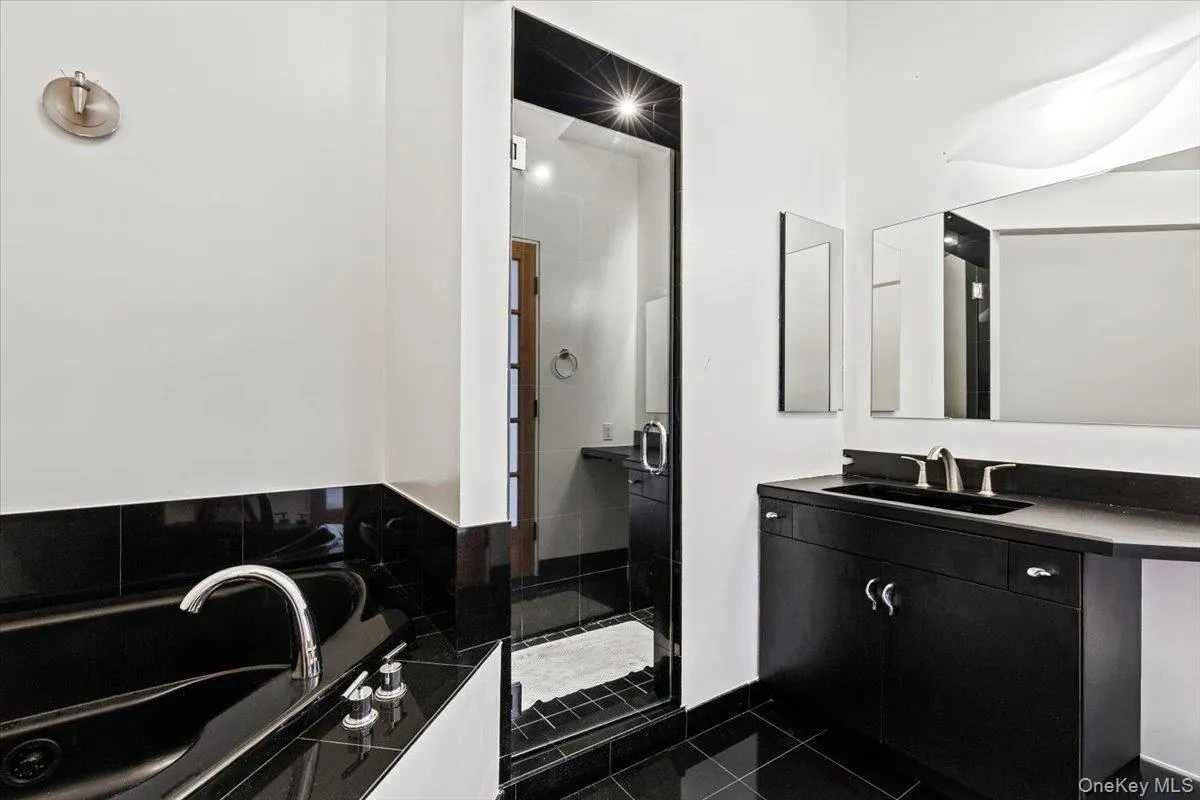 150 Pinecrest Drive, Greenburgh, NY, 4 Bedrooms Bedrooms, 11 Rooms Rooms,5 BathroomsBathrooms,Residential,For Rent,Pinecrest,0,1014155 150 Pinecrest Drive, Greenburgh, NY, 4 Bedrooms Bedrooms, 11 Rooms Rooms,5 BathroomsBathrooms,Residential,For Rent,Pinecrest,0,1014155