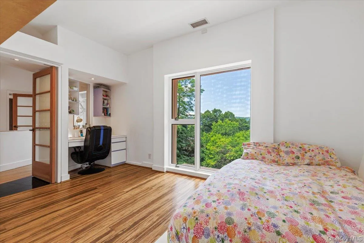 150 Pinecrest Drive, Greenburgh, NY, 4 Bedrooms Bedrooms, 11 Rooms Rooms,5 BathroomsBathrooms,Residential,For Rent,Pinecrest,0,1014155 150 Pinecrest Drive, Greenburgh, NY, 4 Bedrooms Bedrooms, 11 Rooms Rooms,5 BathroomsBathrooms,Residential,For Rent,Pinecrest,0,1014155