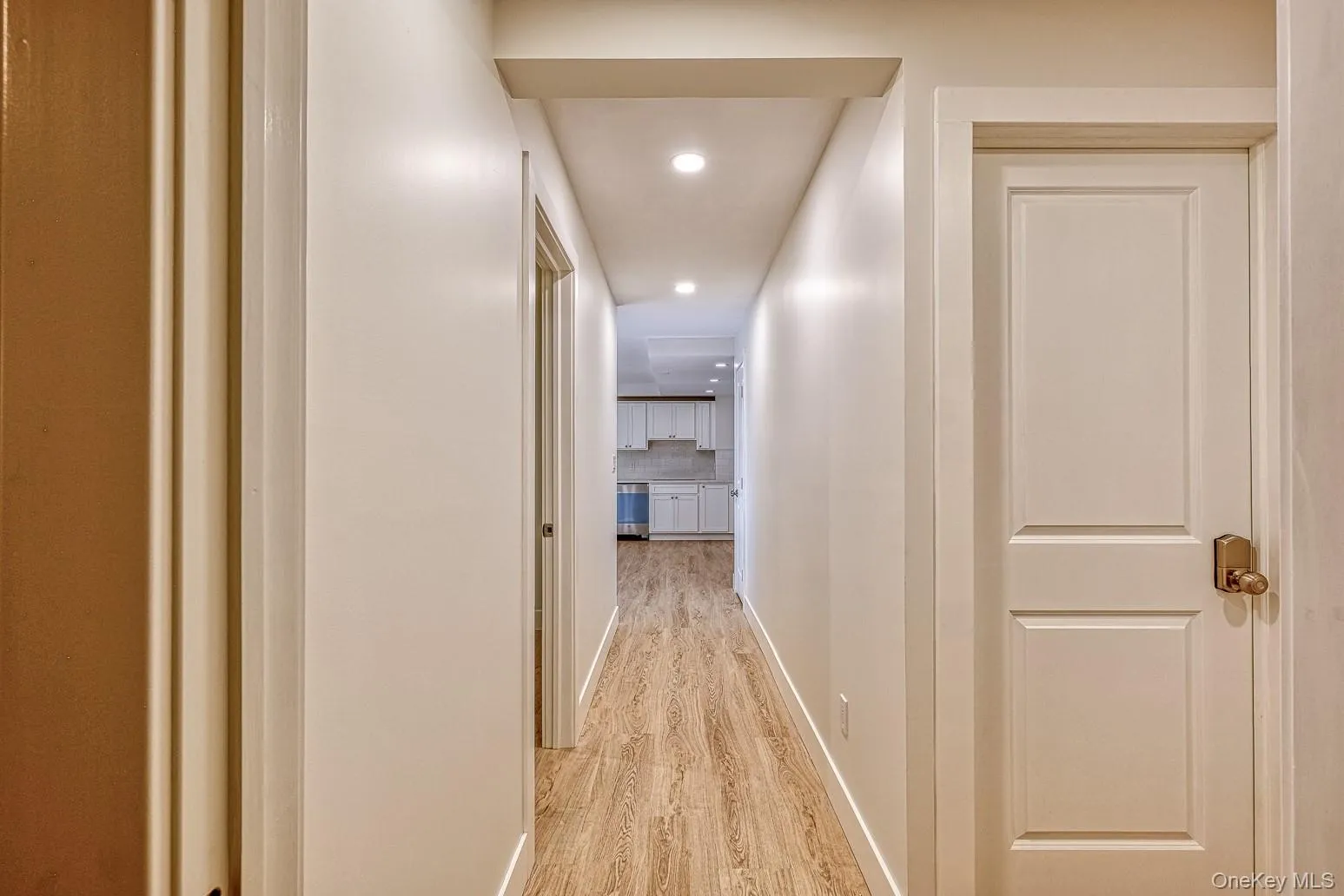 306 Clinton Avenue, Greenburgh, NY, 2 Bedrooms Bedrooms, 3 Rooms Rooms,1 BathroomBathrooms,Residential Lease,For Rent,Clinton,0,1014156 306 Clinton Avenue, Greenburgh, NY, 2 Bedrooms Bedrooms, 3 Rooms Rooms,1 BathroomBathrooms,Residential Lease,For Rent,Clinton,0,1014156