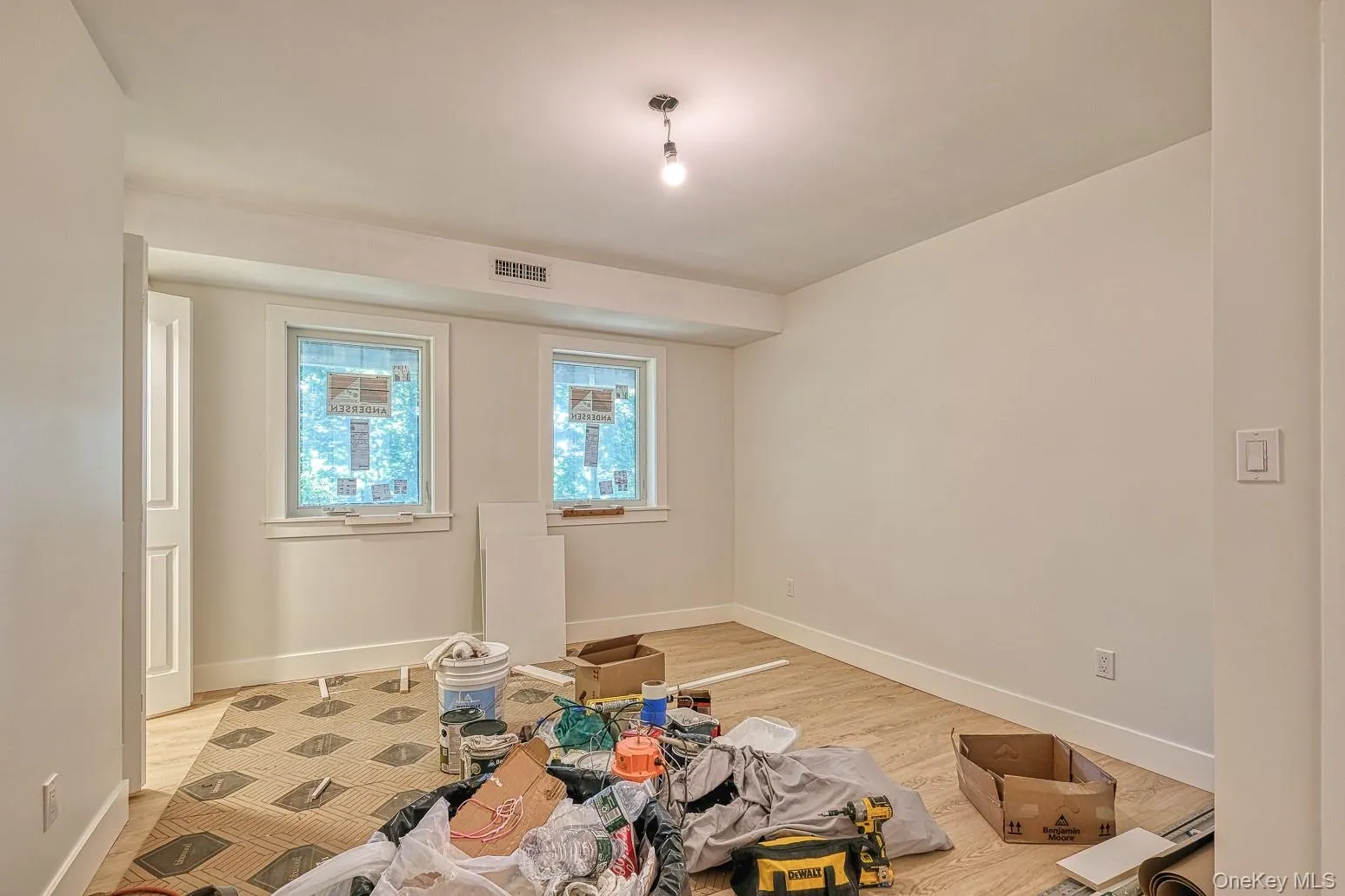 306 Clinton Avenue, Greenburgh, NY, 2 Bedrooms Bedrooms, 3 Rooms Rooms,1 BathroomBathrooms,Residential Lease,For Rent,Clinton,0,1014156 306 Clinton Avenue, Greenburgh, NY, 2 Bedrooms Bedrooms, 3 Rooms Rooms,1 BathroomBathrooms,Residential Lease,For Rent,Clinton,0,1014156