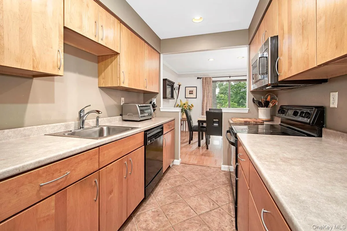 317 Kemey Cove, Ossining, NY, 2 Bedrooms Bedrooms, 5 Rooms Rooms,2 BathroomsBathrooms,Residential,For Rent,Kemey,0,1014157 317 Kemey Cove, Ossining, NY, 2 Bedrooms Bedrooms, 5 Rooms Rooms,2 BathroomsBathrooms,Residential,For Rent,Kemey,0,1014157