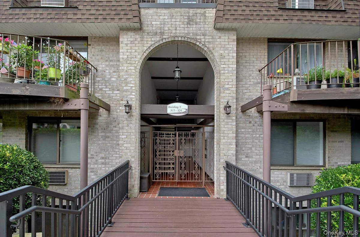 317 Kemey Cove, Ossining, NY, 2 Bedrooms Bedrooms, 5 Rooms Rooms,2 BathroomsBathrooms,Residential,For Rent,Kemey,0,1014157 317 Kemey Cove, Ossining, NY, 2 Bedrooms Bedrooms, 5 Rooms Rooms,2 BathroomsBathrooms,Residential,For Rent,Kemey,0,1014157