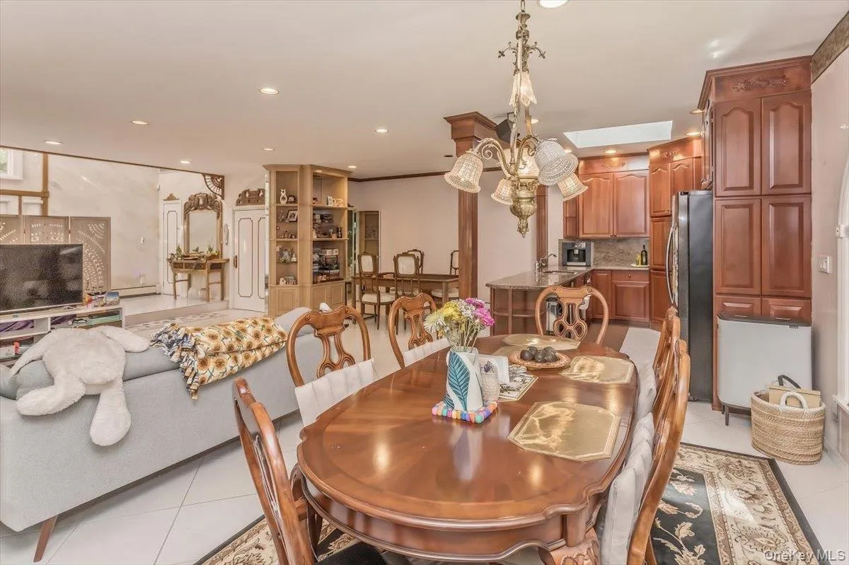 1 Brothers Court, Huntington, NY, 2 Bedrooms Bedrooms, 5 Rooms Rooms,1 BathroomBathrooms,Residential Lease,For Rent,Brothers,0,1014163 1 Brothers Court, Huntington, NY, 2 Bedrooms Bedrooms, 5 Rooms Rooms,1 BathroomBathrooms,Residential Lease,For Rent,Brothers,0,1014163