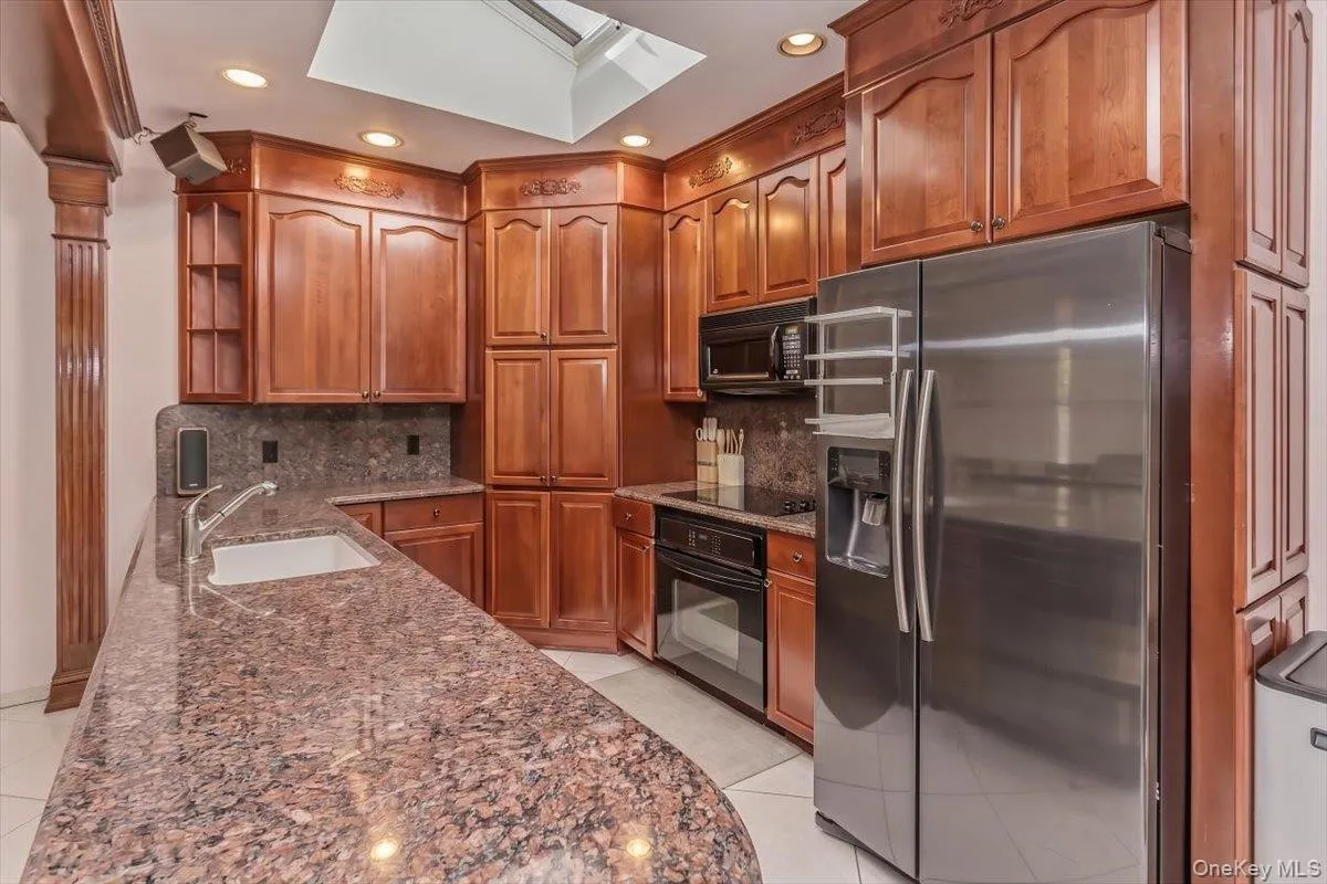 1 Brothers Court, Huntington, NY, 2 Bedrooms Bedrooms, 5 Rooms Rooms,1 BathroomBathrooms,Residential Lease,For Rent,Brothers,0,1014163 1 Brothers Court, Huntington, NY, 2 Bedrooms Bedrooms, 5 Rooms Rooms,1 BathroomBathrooms,Residential Lease,For Rent,Brothers,0,1014163