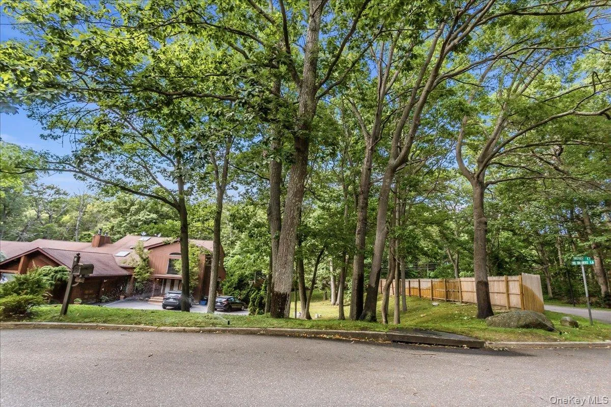 1 Brothers Court, Huntington, NY, 2 Bedrooms Bedrooms, 5 Rooms Rooms,1 BathroomBathrooms,Residential Lease,For Rent,Brothers,0,1014163 1 Brothers Court, Huntington, NY, 2 Bedrooms Bedrooms, 5 Rooms Rooms,1 BathroomBathrooms,Residential Lease,For Rent,Brothers,0,1014163