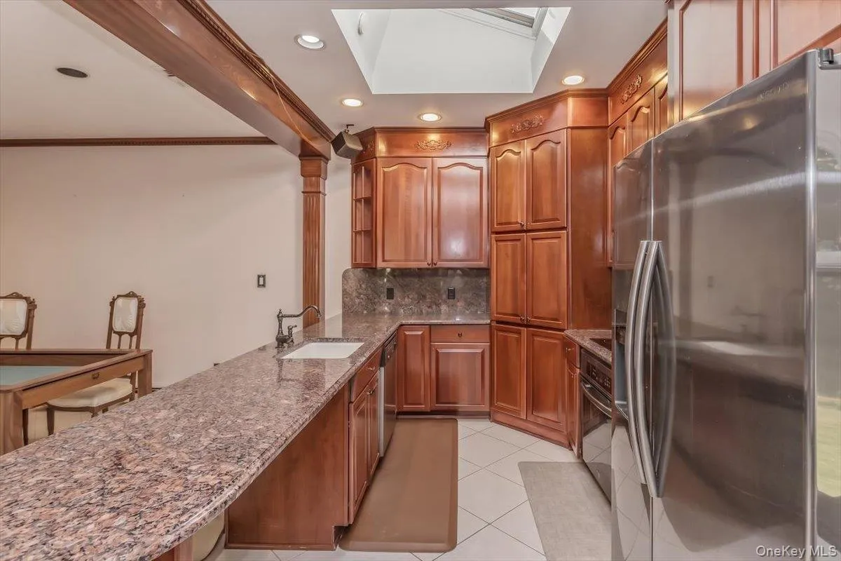 1 Brothers Court, Huntington, NY, 2 Bedrooms Bedrooms, 5 Rooms Rooms,1 BathroomBathrooms,Residential Lease,For Rent,Brothers,0,1014163 1 Brothers Court, Huntington, NY, 2 Bedrooms Bedrooms, 5 Rooms Rooms,1 BathroomBathrooms,Residential Lease,For Rent,Brothers,0,1014163