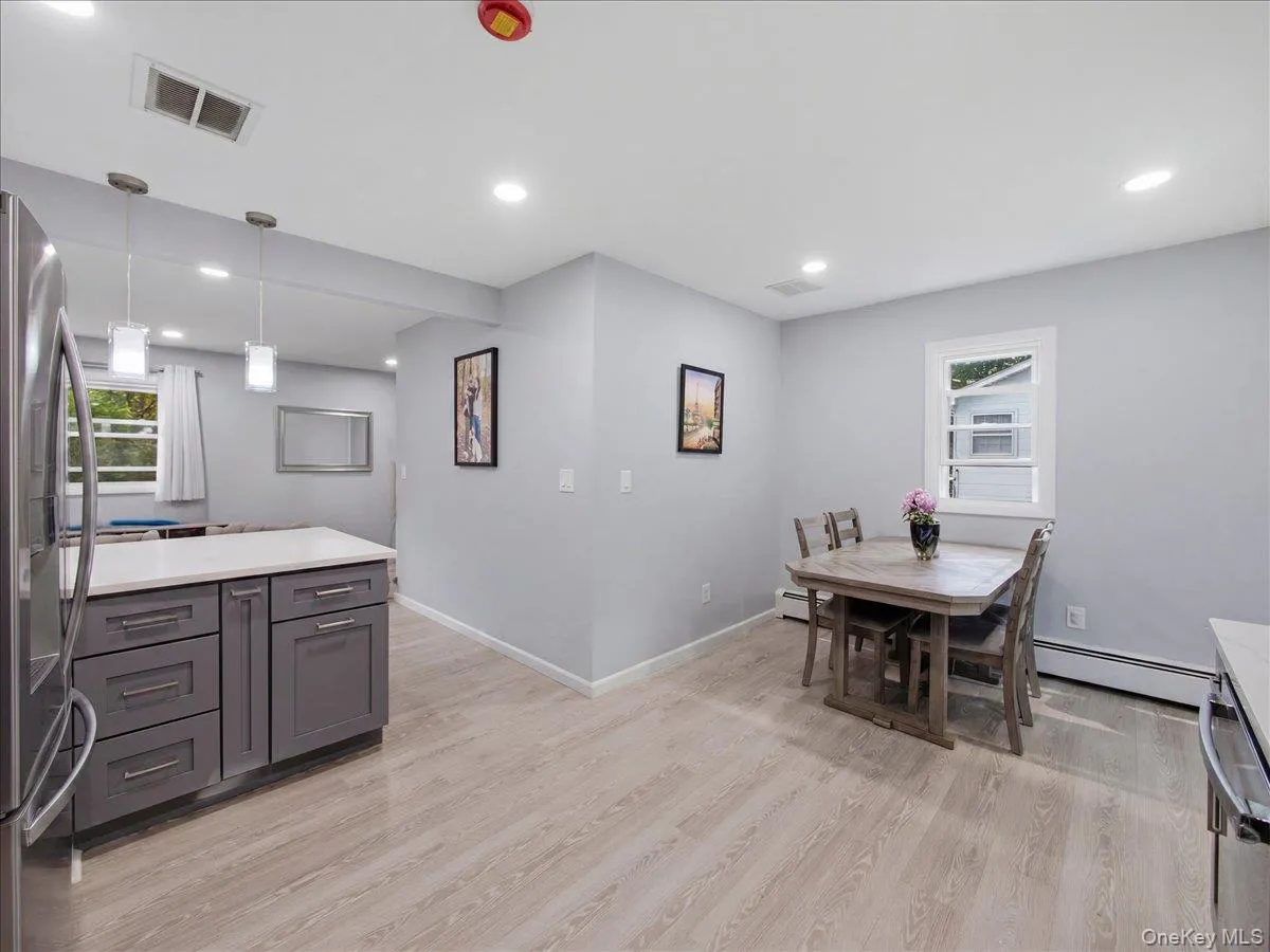 784 Brookridge Drive, Clarkstown, NY, 3 Bedrooms Bedrooms, 6 Rooms Rooms,1 BathroomBathrooms,Residential Lease,For Rent,Brookridge,0,1014164 784 Brookridge Drive, Clarkstown, NY, 3 Bedrooms Bedrooms, 6 Rooms Rooms,1 BathroomBathrooms,Residential Lease,For Rent,Brookridge,0,1014164