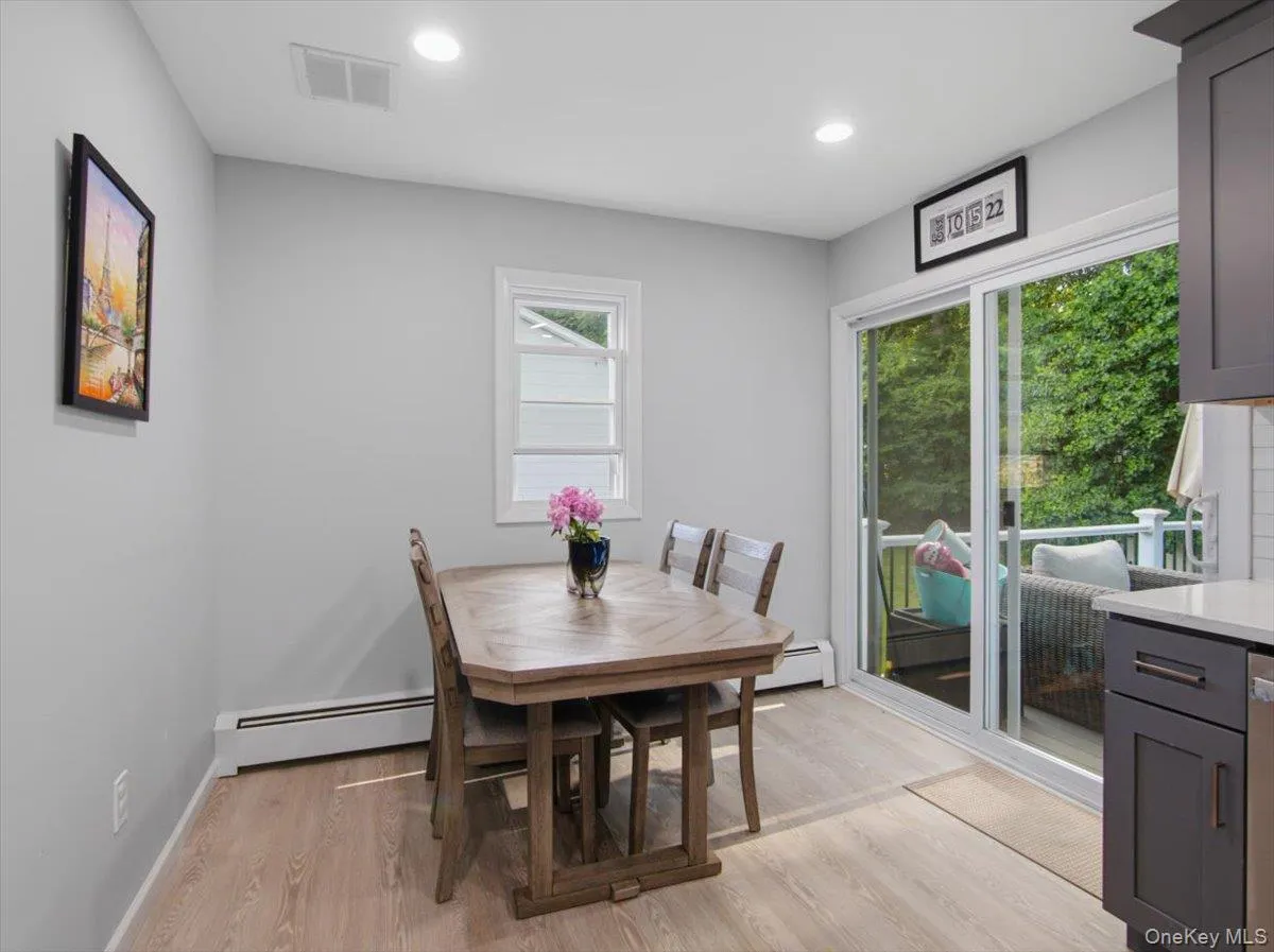 784 Brookridge Drive, Clarkstown, NY, 3 Bedrooms Bedrooms, 6 Rooms Rooms,1 BathroomBathrooms,Residential Lease,For Rent,Brookridge,0,1014164 784 Brookridge Drive, Clarkstown, NY, 3 Bedrooms Bedrooms, 6 Rooms Rooms,1 BathroomBathrooms,Residential Lease,For Rent,Brookridge,0,1014164
